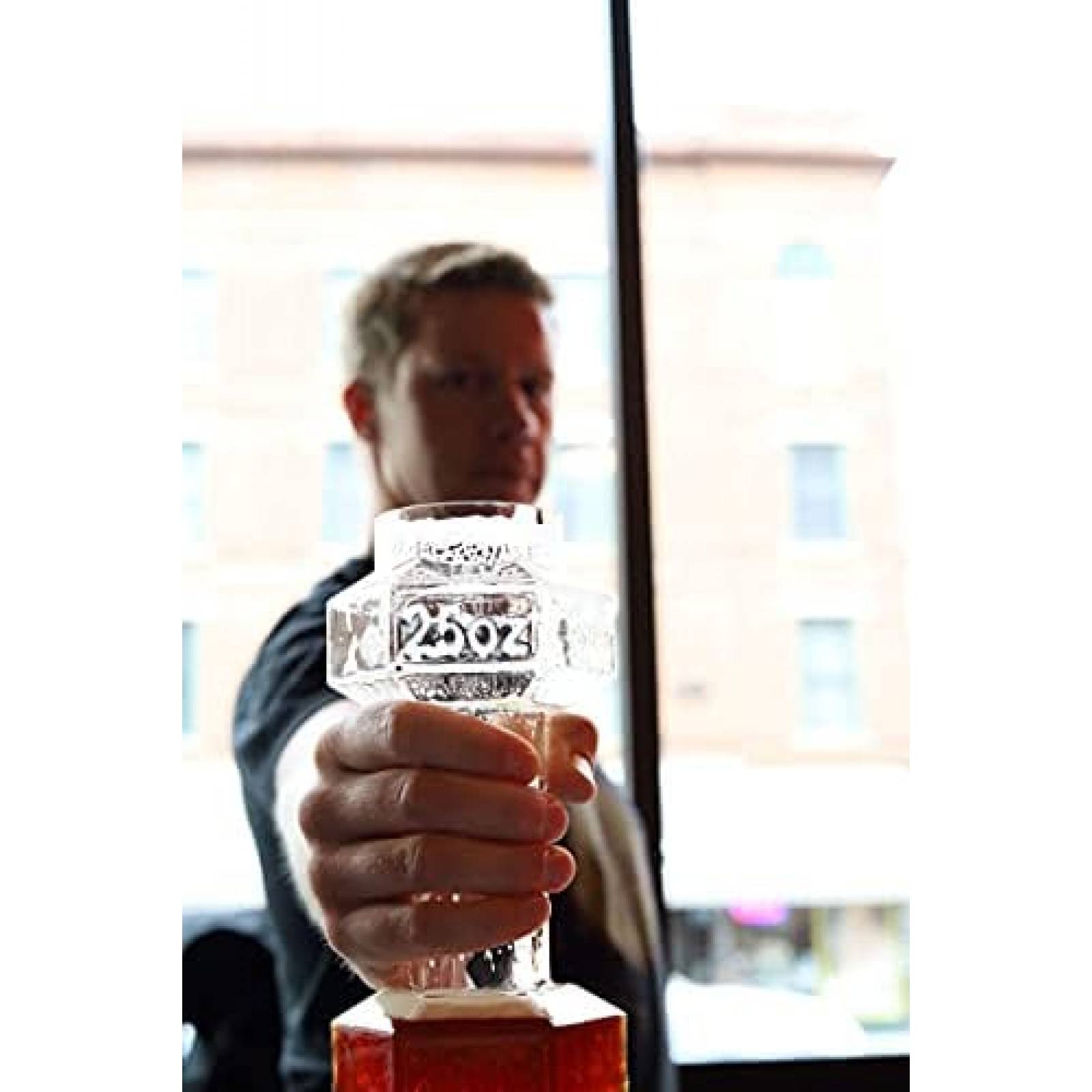 2 Vasos de Cerveza Gemsho Glass de Mancuernas Gigantes -Cafe