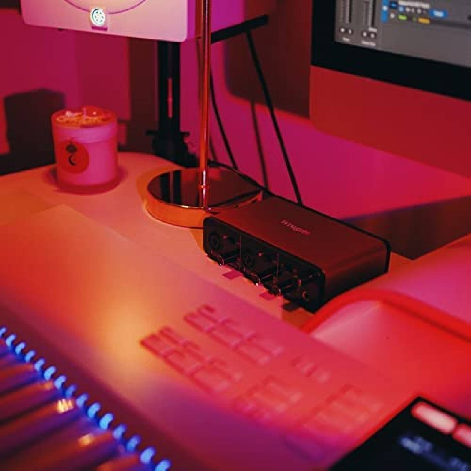 Interfaz de Audio Wrugste 2i2 con Entrada MIDI y XLR -Rojo