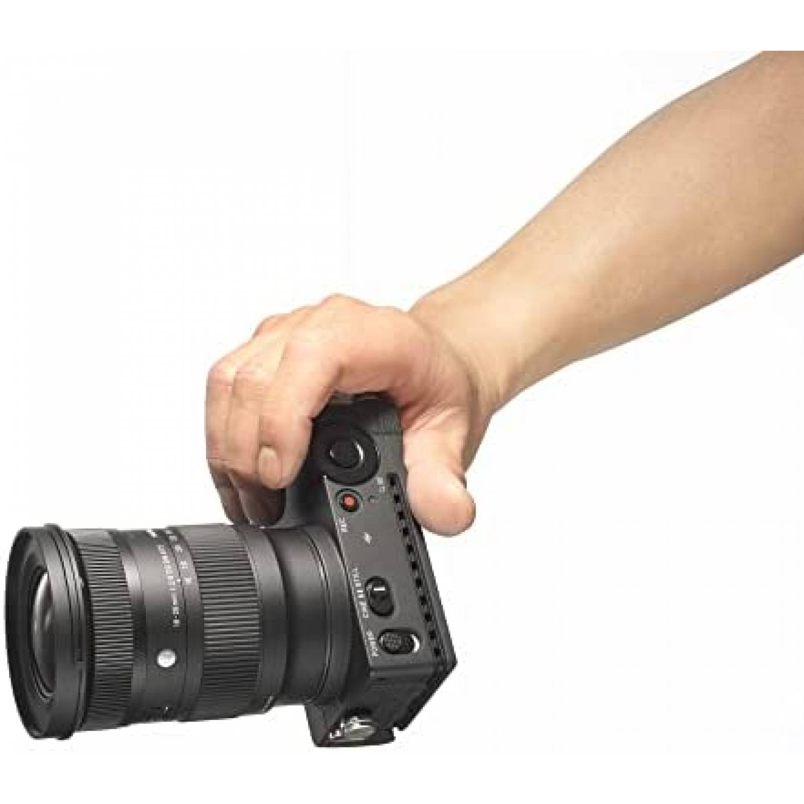 Lente De Camara SIn Espejo Sigma 16-28mm F2.8 DG -Negro