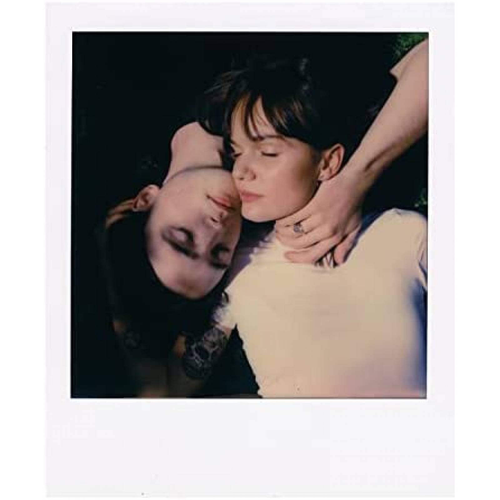 Camara Instantanea Polaroid mas Accesorios -Blanco/Rojo