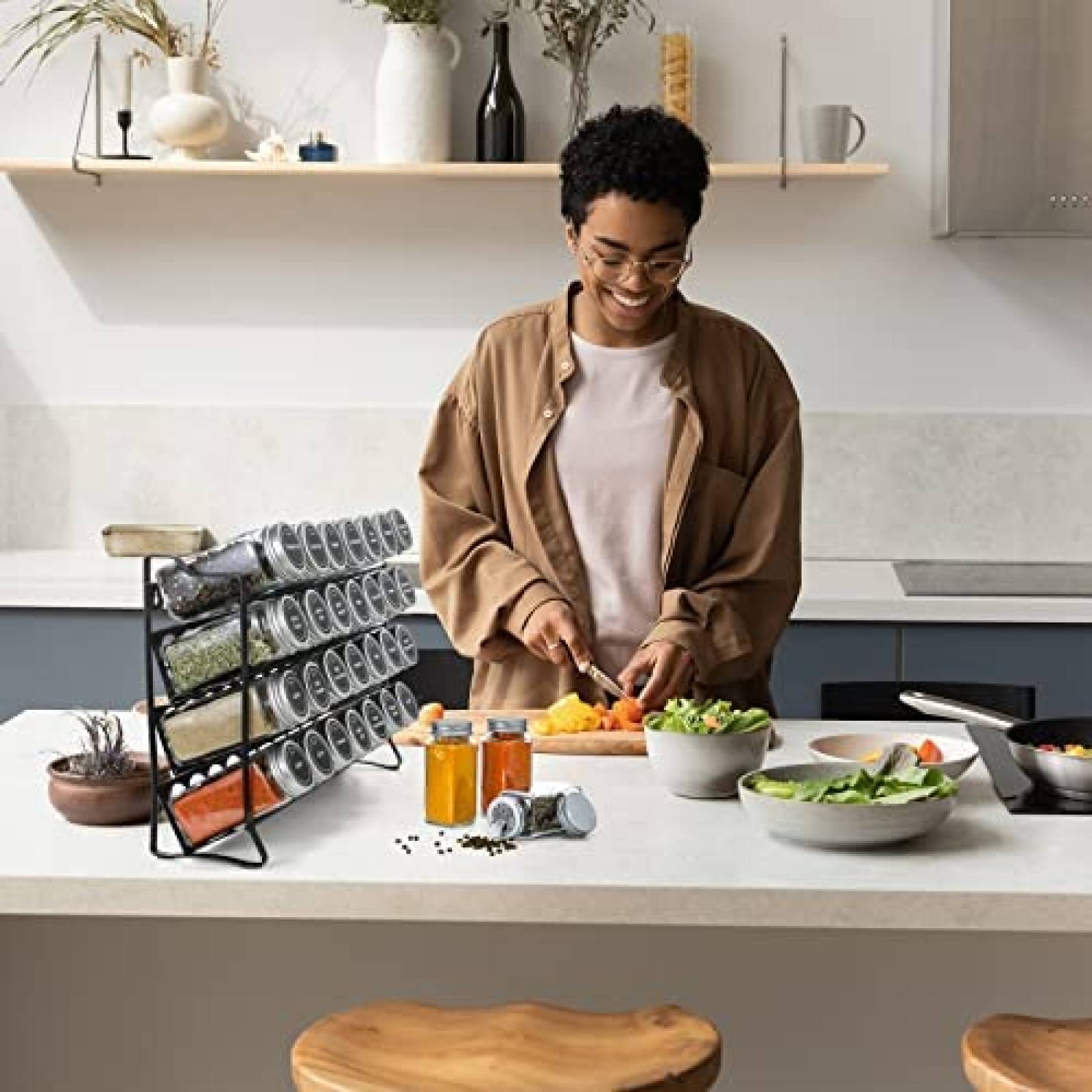 Especiero VITEVER 4 Estantes 28 Tarros Diseño unico -Negro