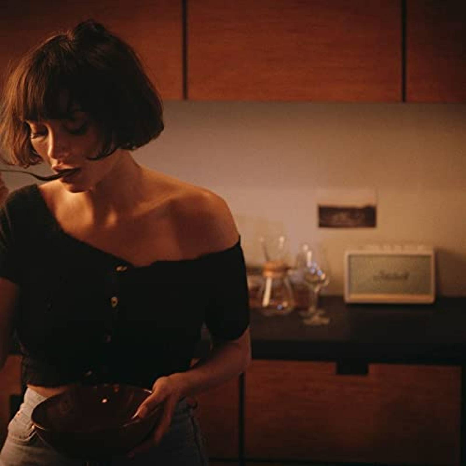 Bocina Marshall Acton II Bluetooth Look Clasico -Blanco