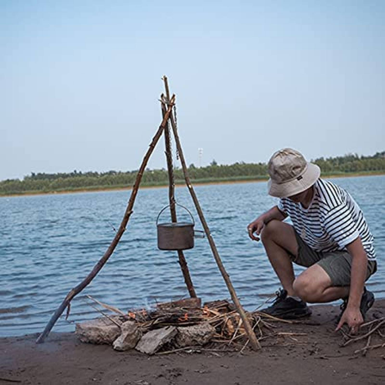 Herramienta Triangular Tripode para Acampar INYX Estilo 10