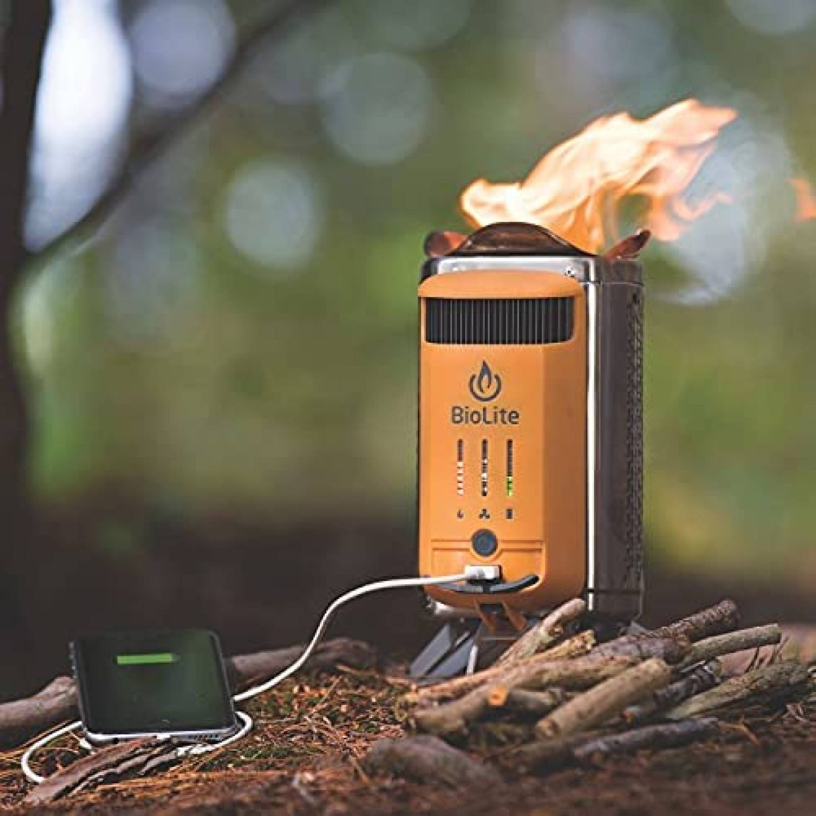 Estufa para Campamento BioLite con Cargador USB -Naranja