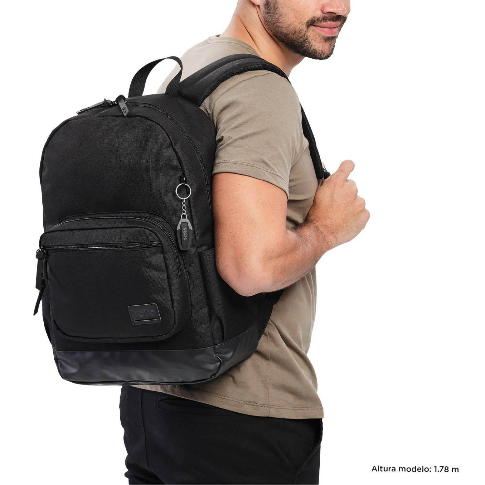 Mochila Totto Tocax 2120F-N01 Negro  