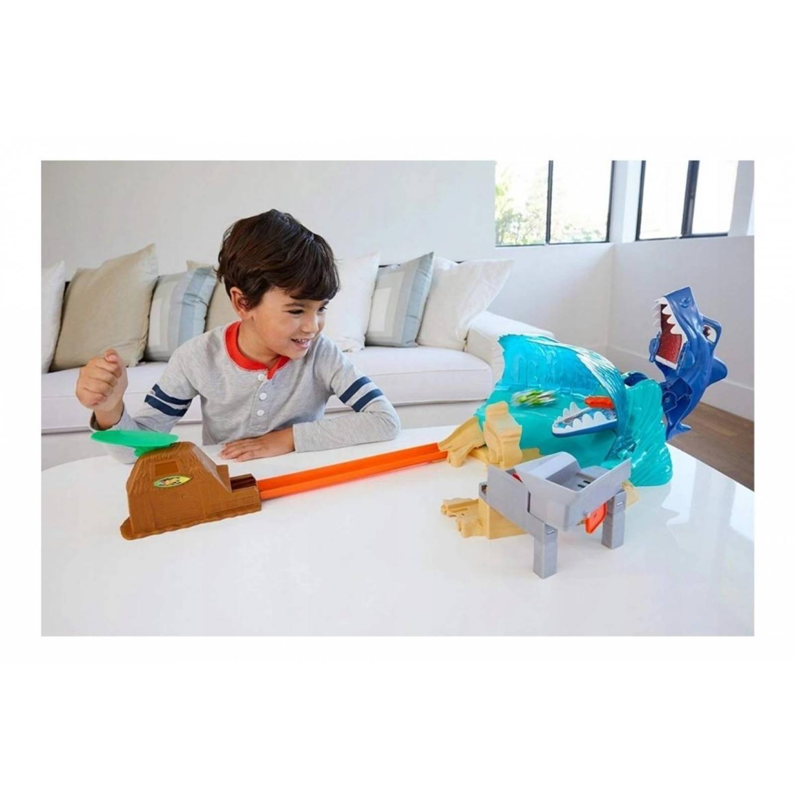 tiburon mattel pista batalla en playa tiburÃ³n hot wheels