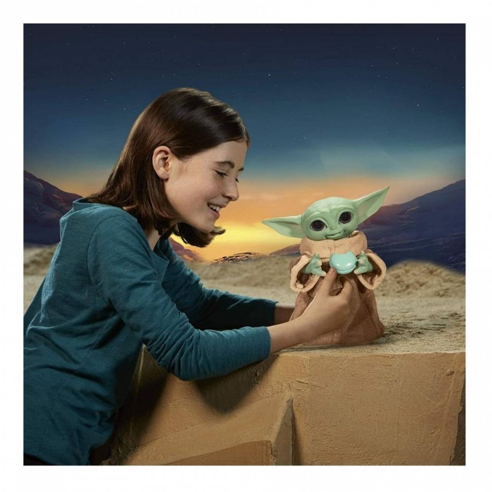 Star Wars Galactic Snackin' Grogu Animatronic Baby Yoda 