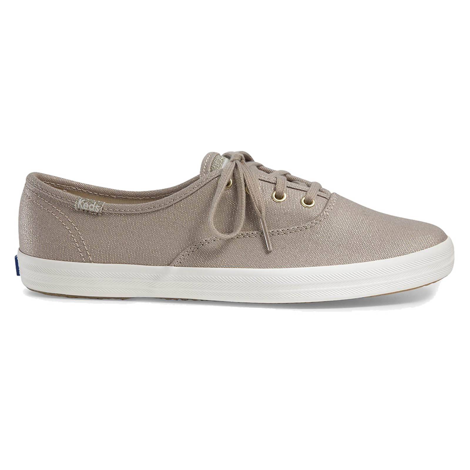Tenis para Dama Keds modelo WF54517MP color oro, composición lona