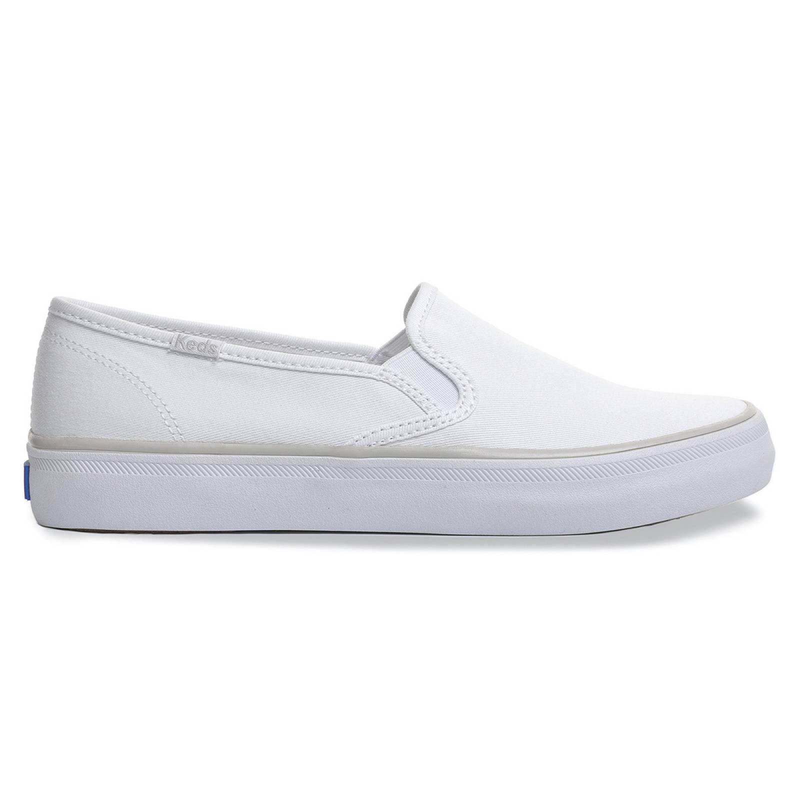 Tenis Para Mujer Keds modelo WF66571 color blanco, composición textil