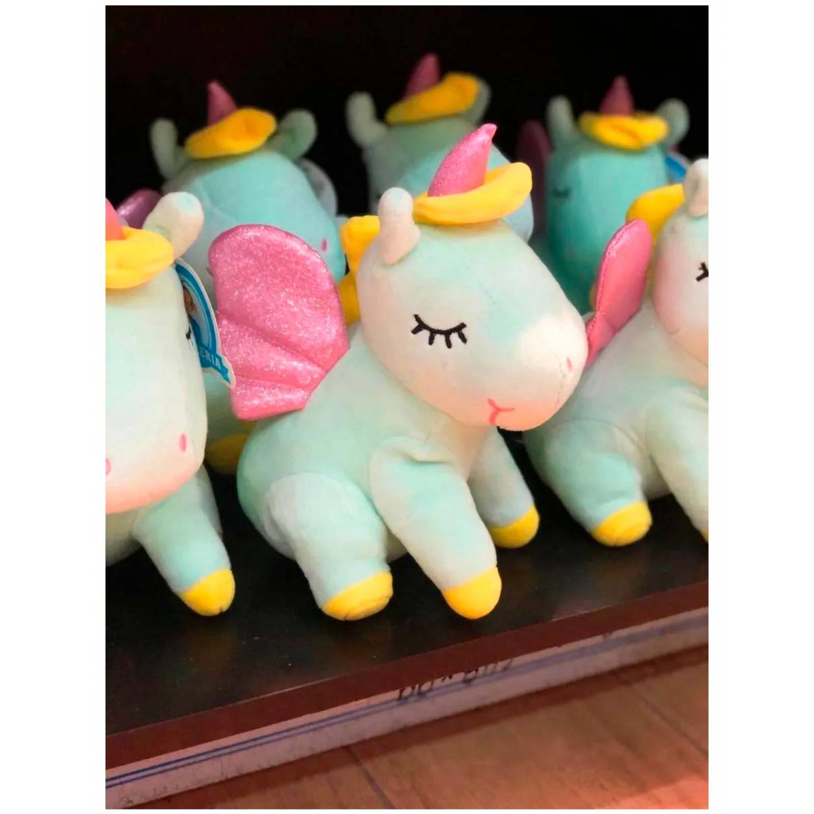 Peluche de Unicornio Con Alas Arcoiris 23cm