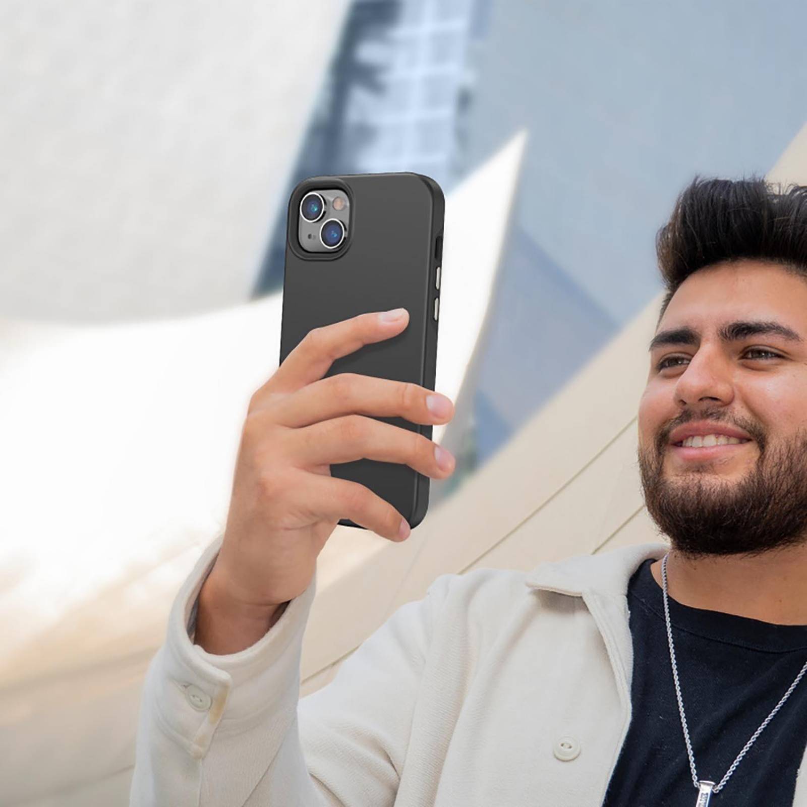 Funda MYBAT Fuse con MagSafe para iPhone 14 - Negra 