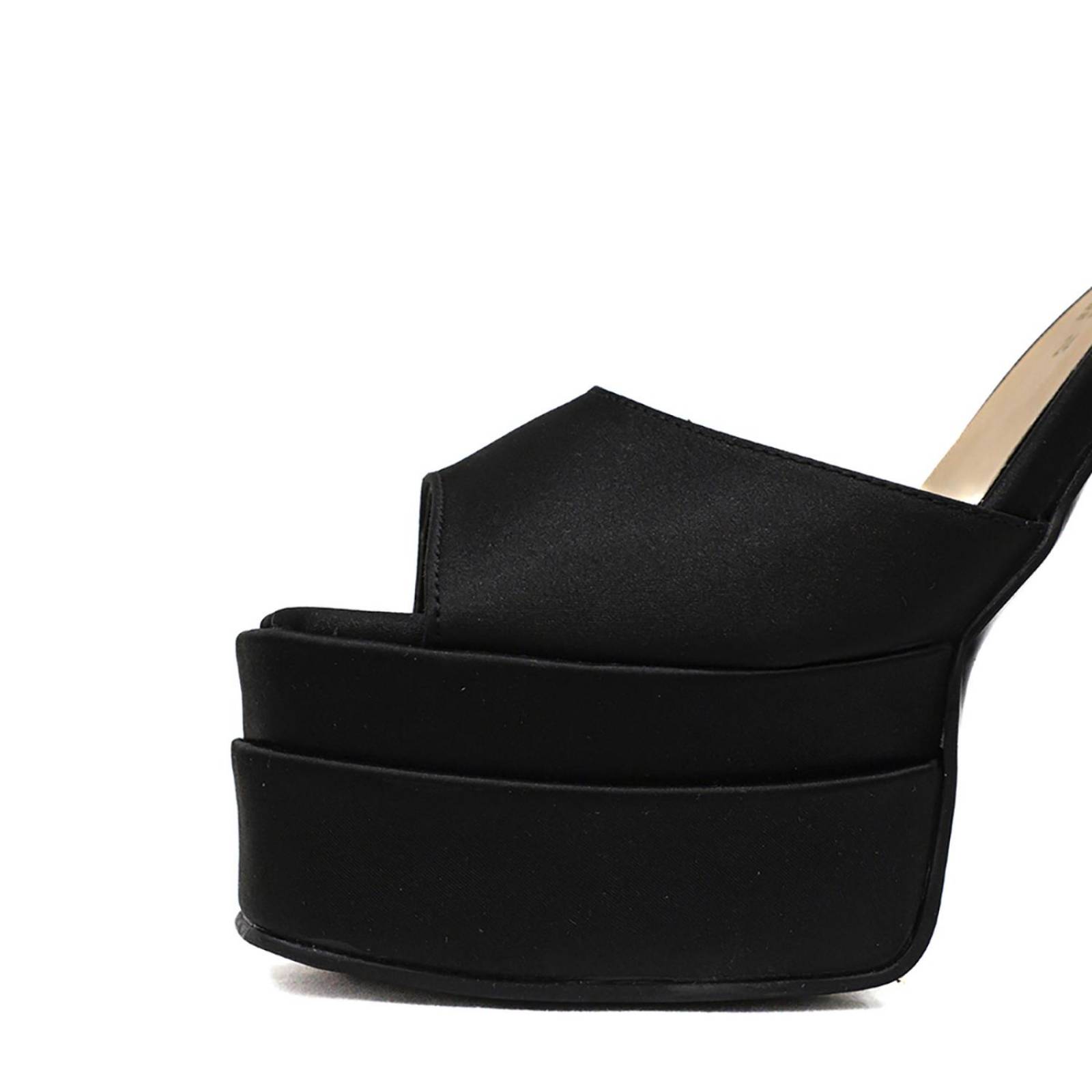 Zapatilla Para Mujer Hg 253 