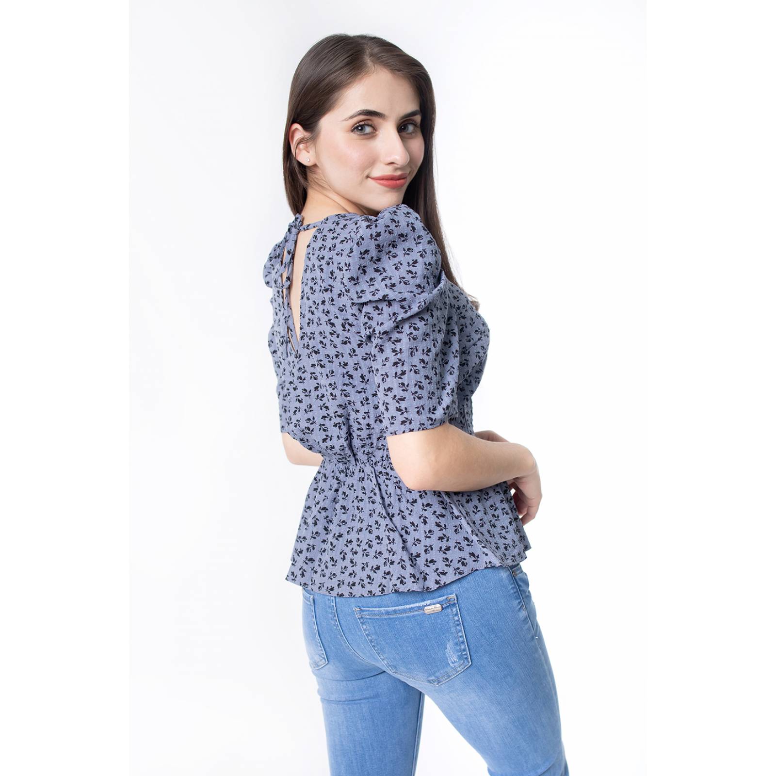 Blusa estampado de flores para mujer  escote en espalda