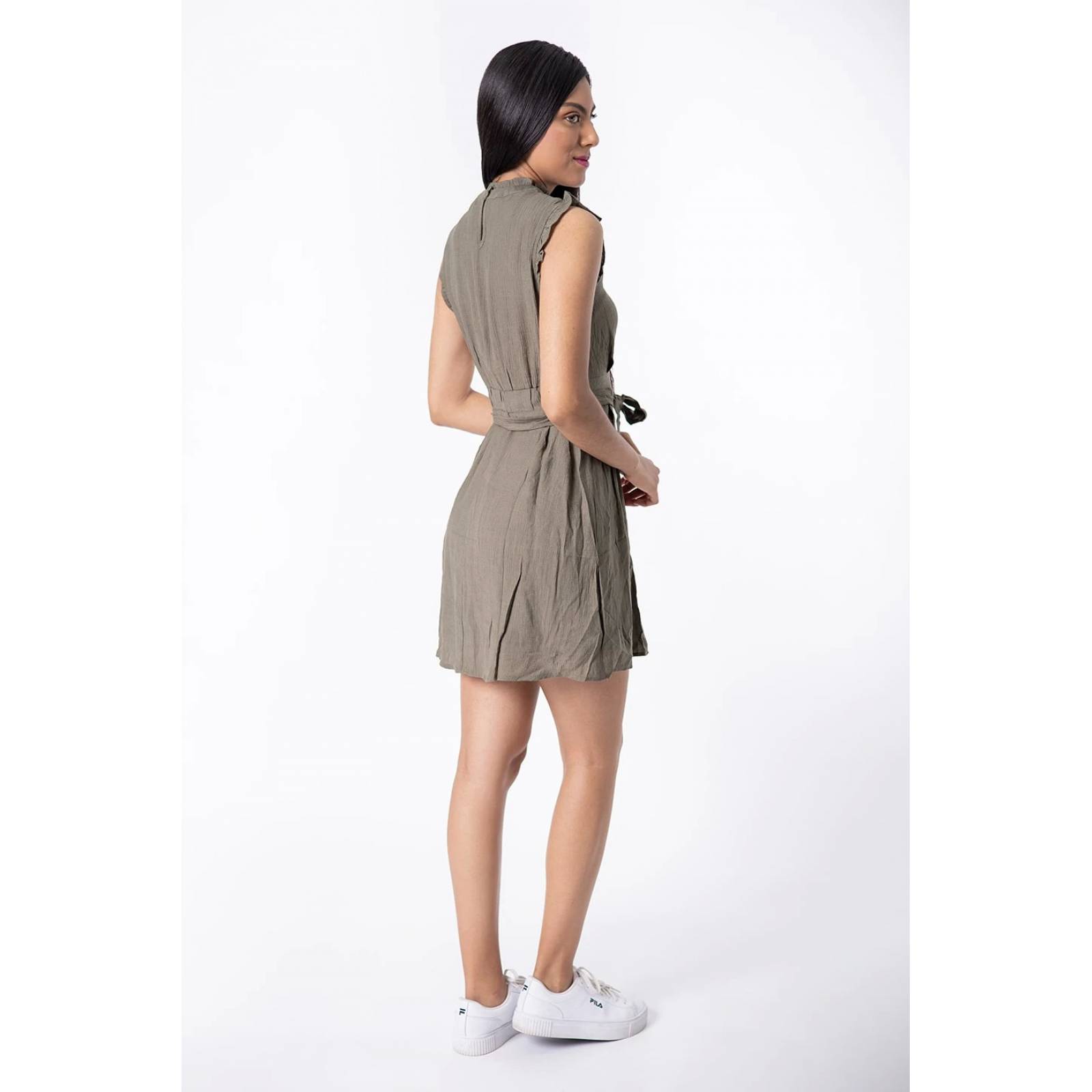 Vestido plisado con cinto de tela