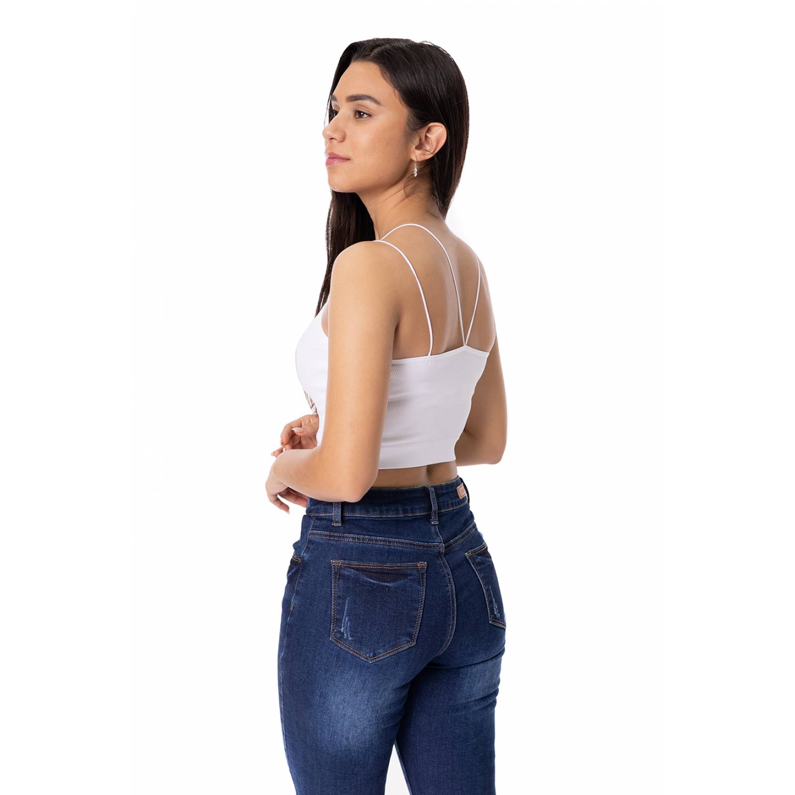 Top  de tirantes delgados con cruce en espalda.