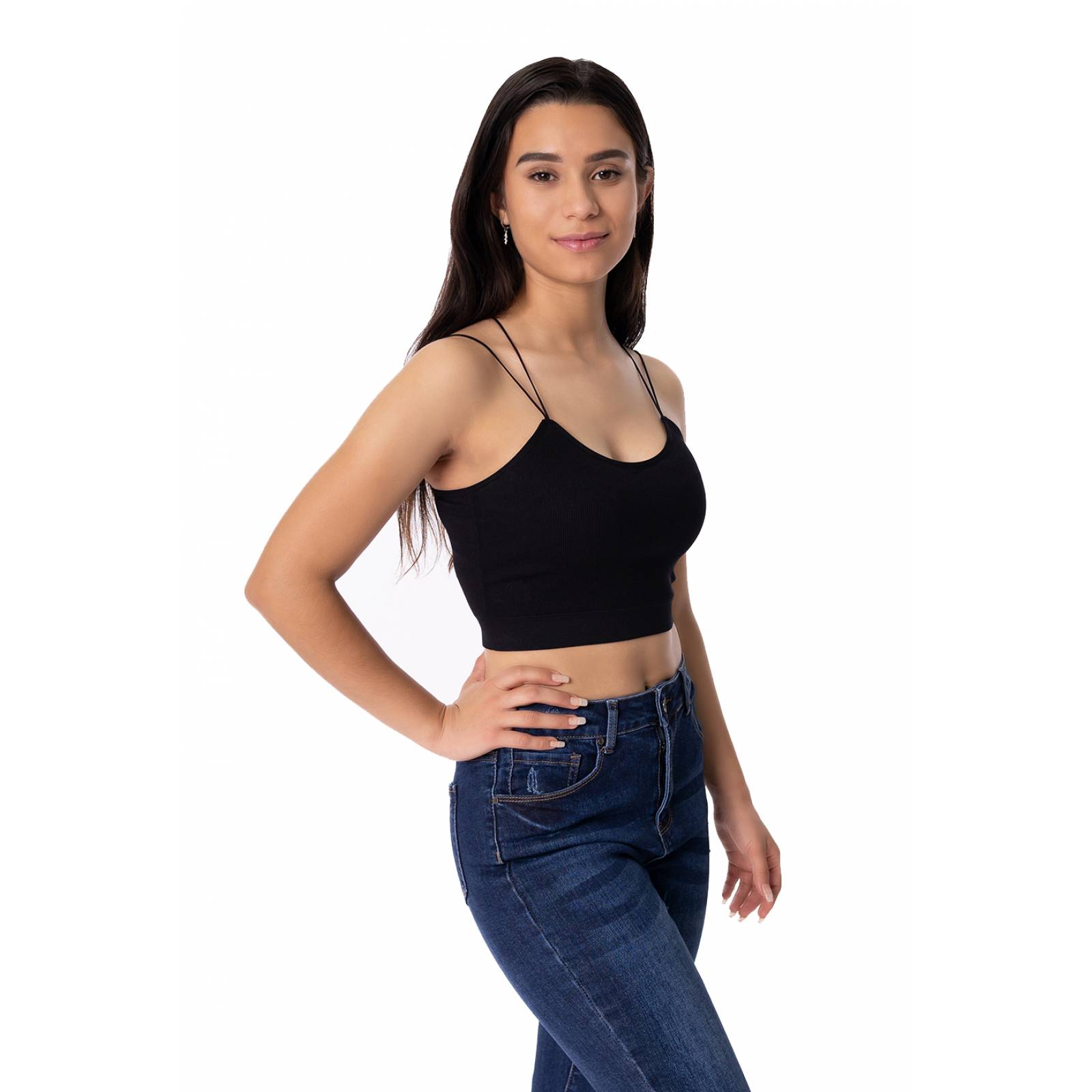 Top  de tirantes delgados con cruce en espalda.