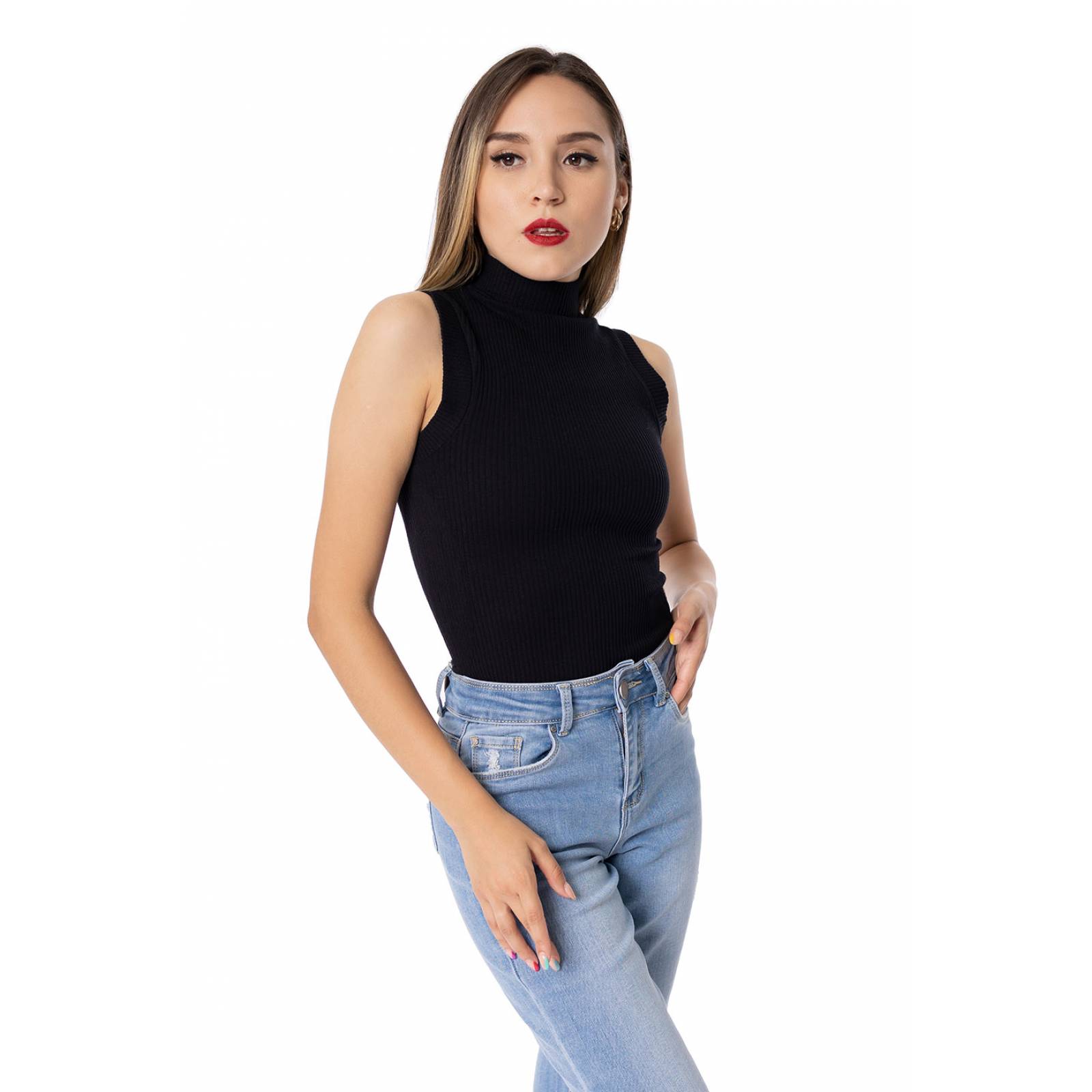 Pantiblusa con cuello de tortuga sin mangas.