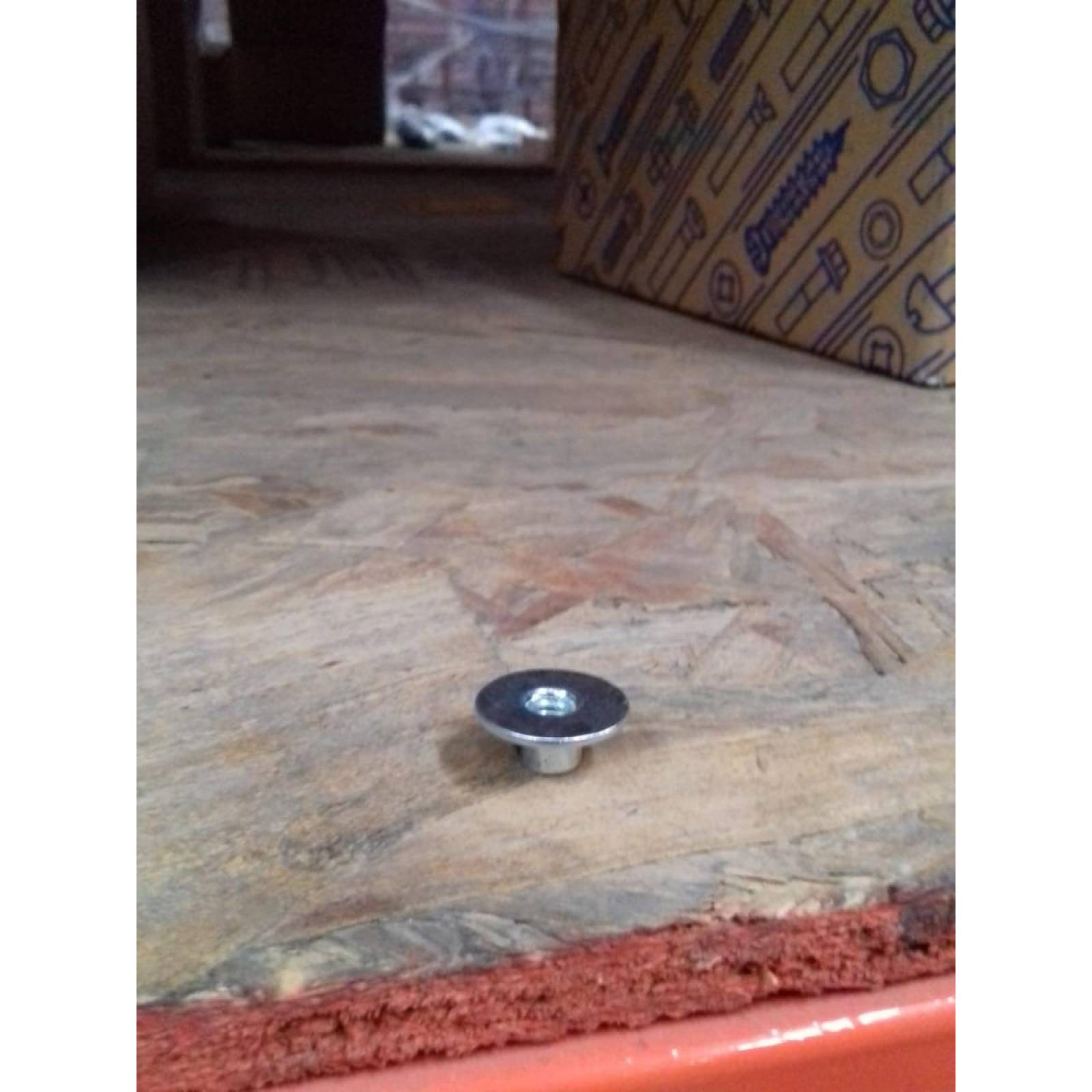 Tuerca  "T " Brida Soldable 1/4-20X5/16  - Caja C/100 Pzas  Weston Tools 