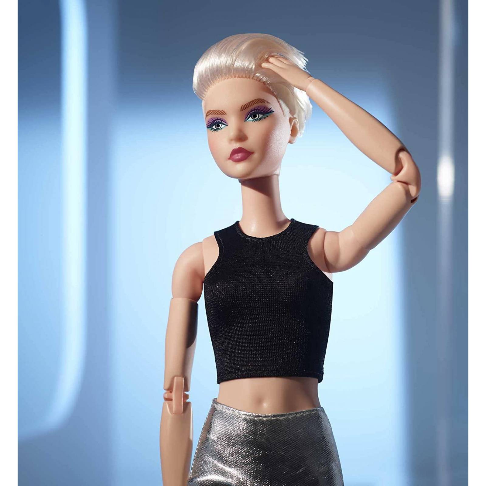 Barbie Signature Looks (rubia con corte pixie)