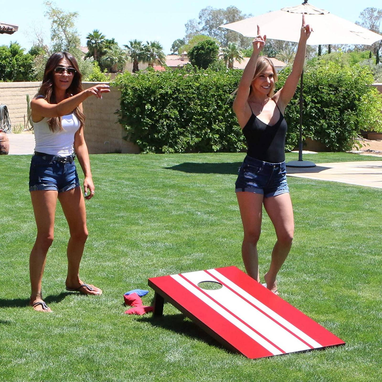GoSports Classic Cornhole Set: incluye 8 puffs, estuche de viaje y reglas del juego 