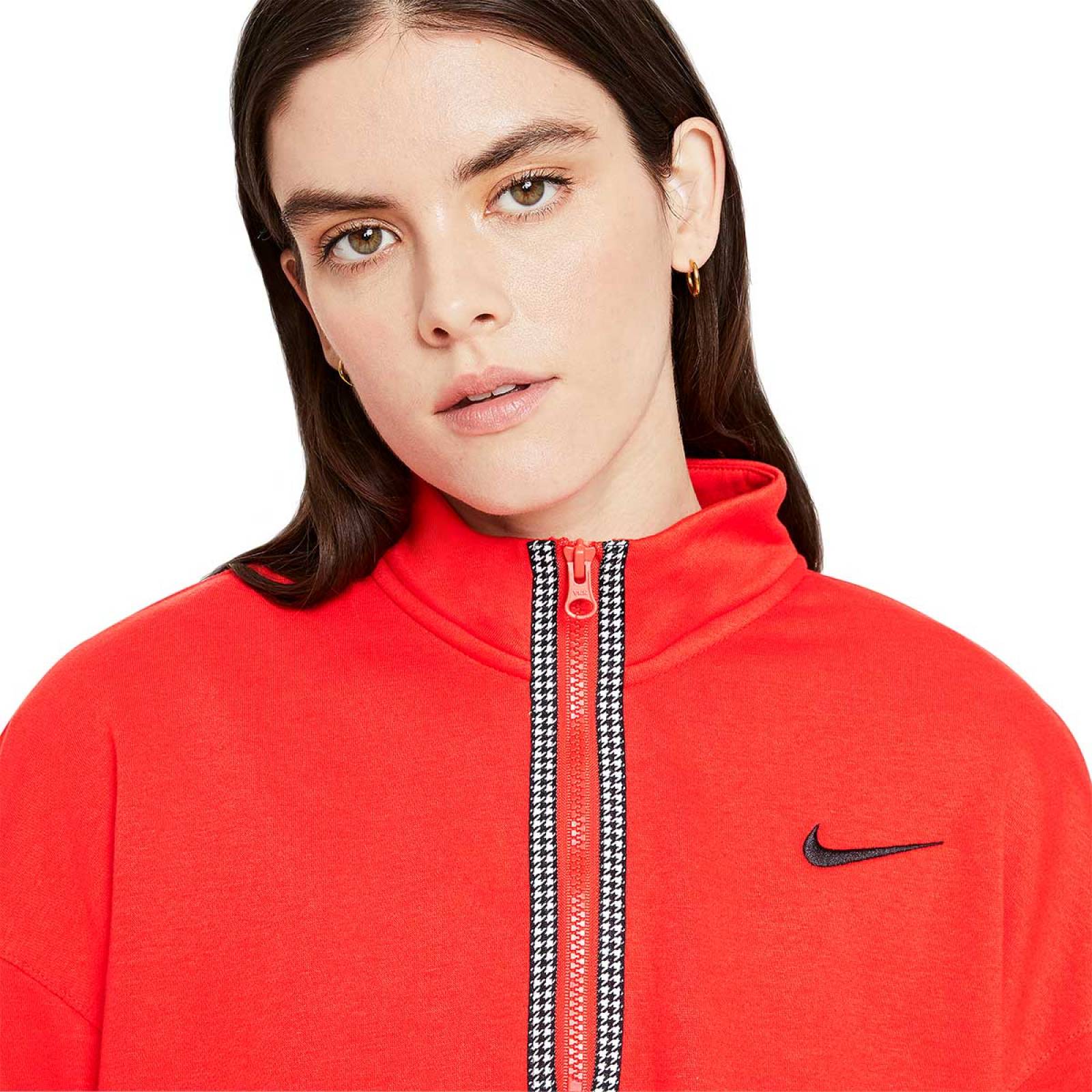 Sueter Mod Dd5031673 Para Mujer Nike Color Rojo