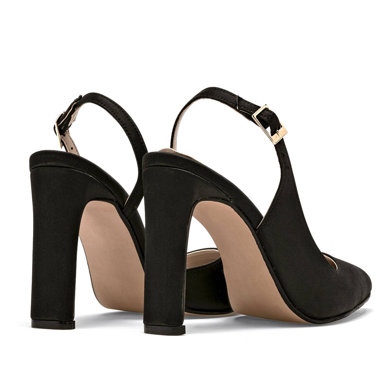 Zapatilla Mod 2105 Para Mujer Pietro alessandro Color Negro