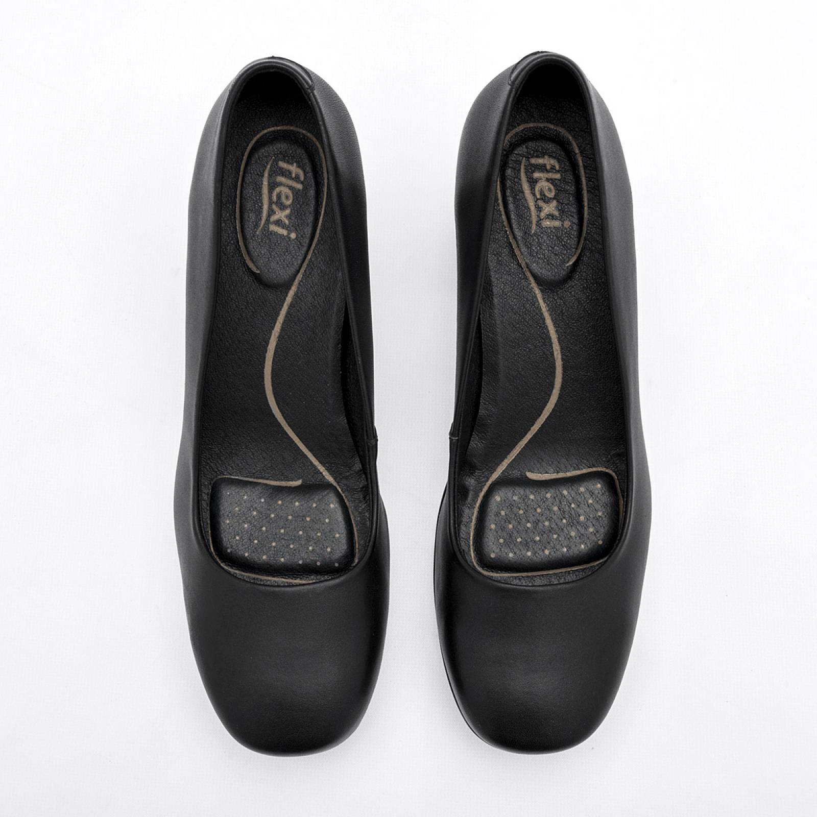 Zapato casual Mod 127201 Para Mujer Flexi Color Negro