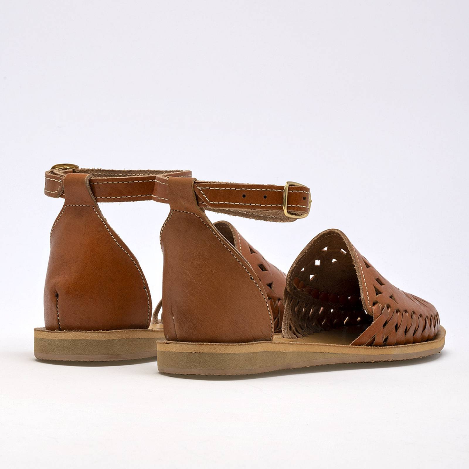 Zapato casual Mod 16533107 Para Mujer Mora tierra Color Camel