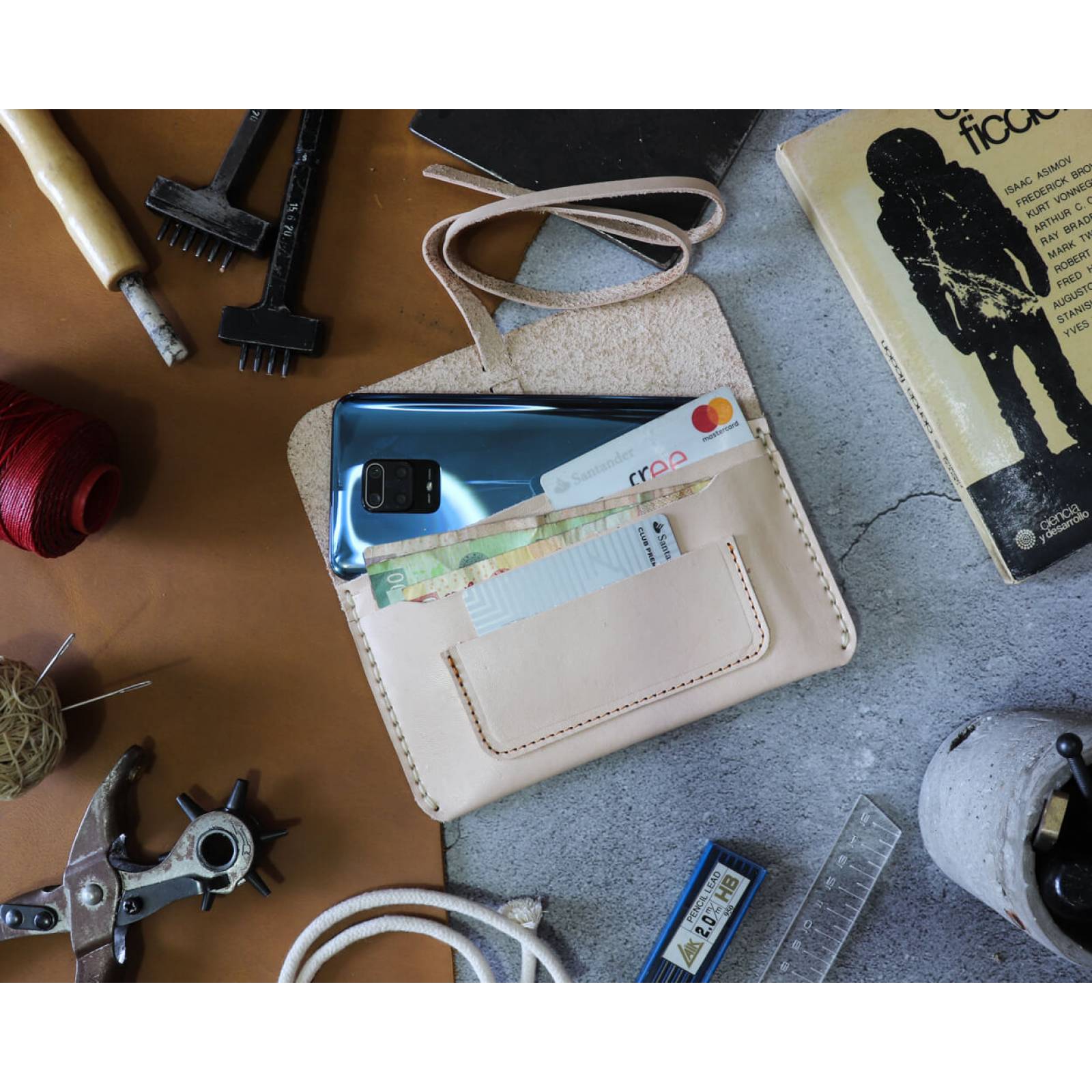 Cartera con tira larga Natural