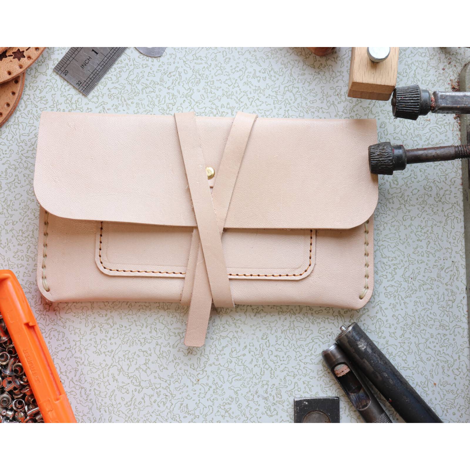 Cartera con tira larga Natural