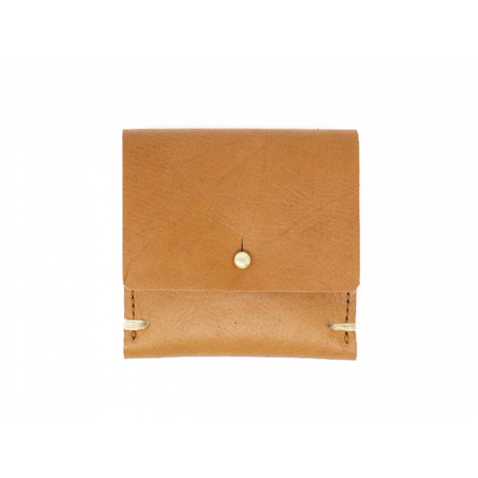 Monedero sencillo color Camel