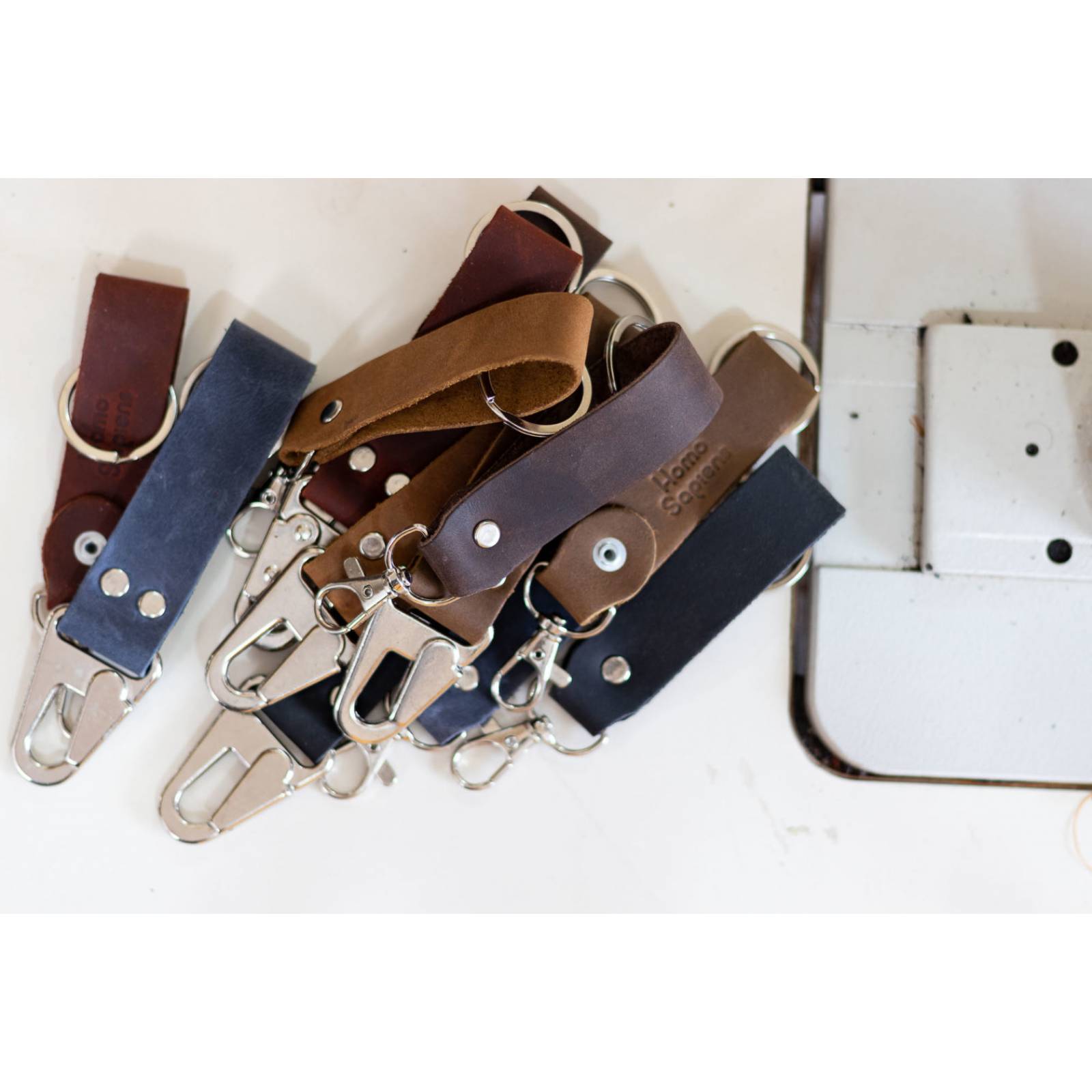 LLavero Jaguar color Negro