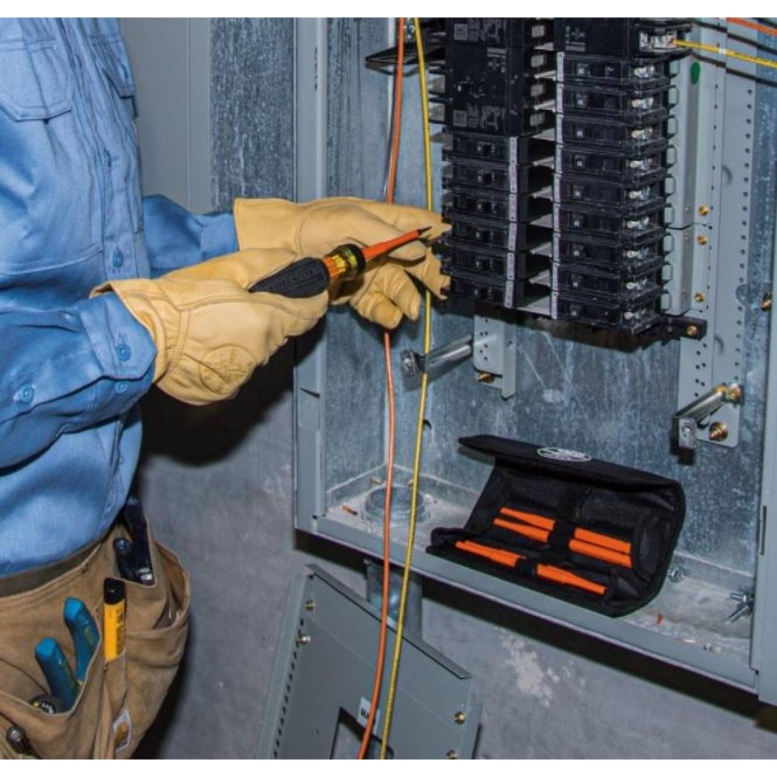 Klein Tools 32288 Juego de desarmadores intercambiables con aislamiento 8 en 1 