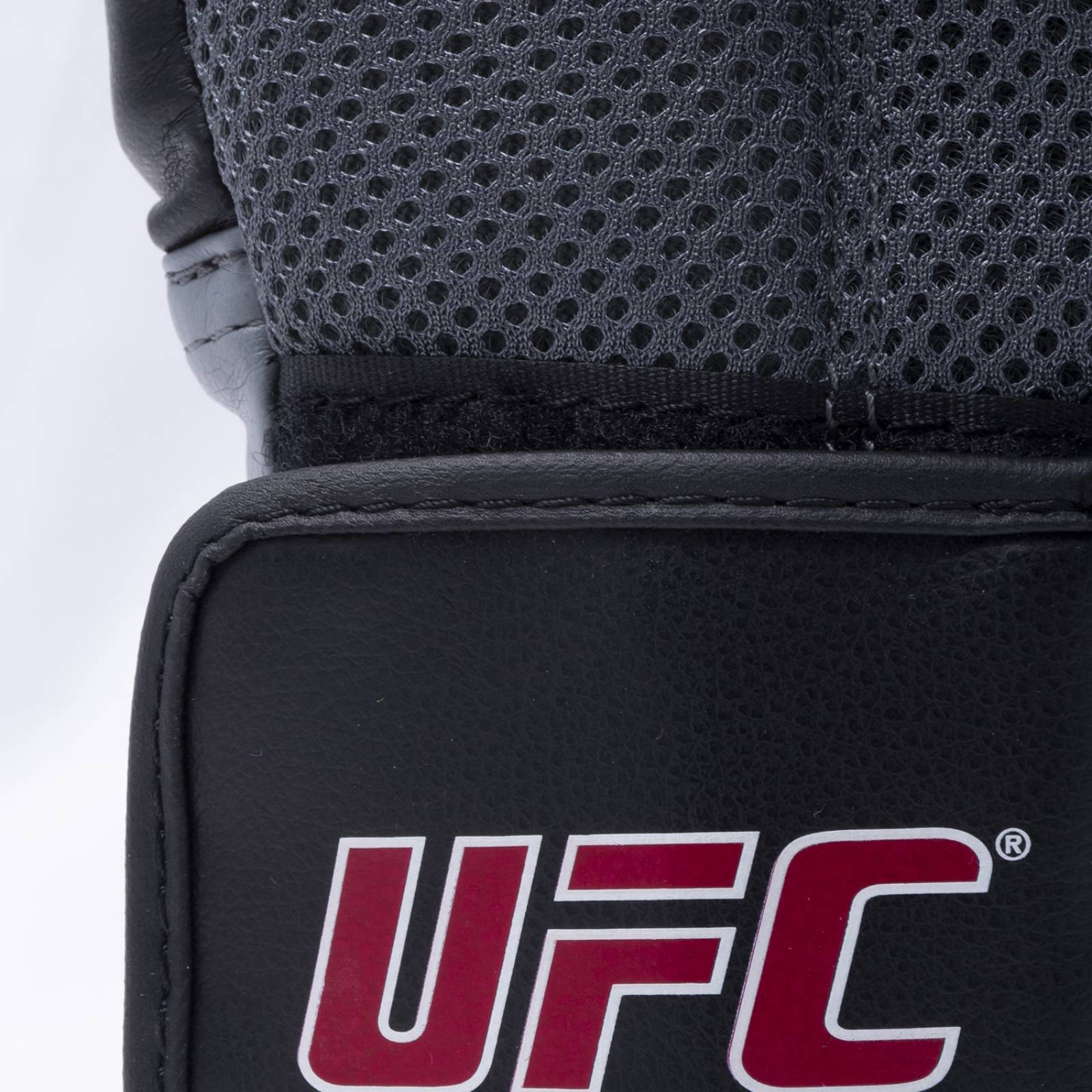 Guantes de Boxeo UFC Hombre Box Muay Thai Negro 14880GRY