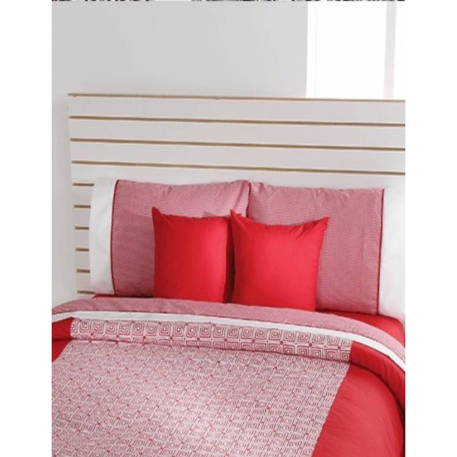 Colcha Competition Linens Baruk Rojo Queen Size 3 Pzas.