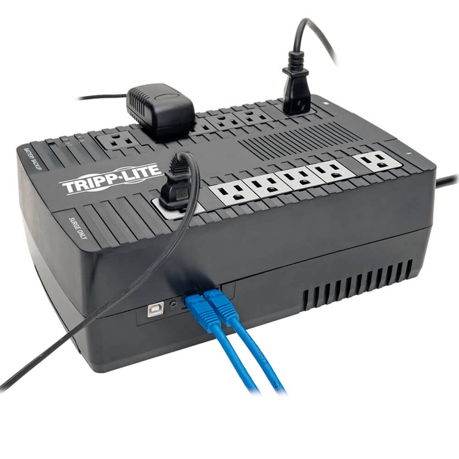 Regulador Voltaje Tripp Lite AVR900U UPS No Break USB 12 C