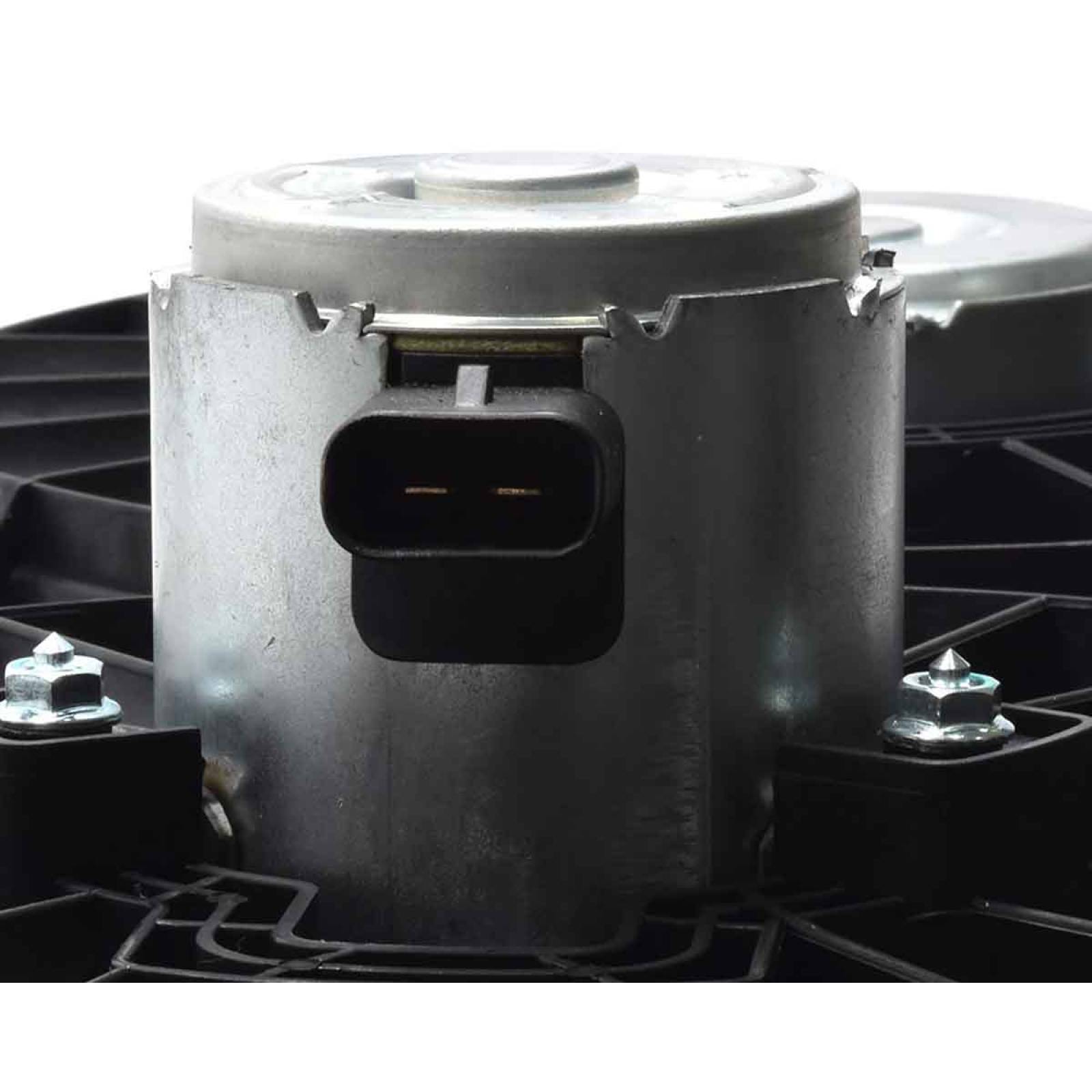 Motoventilador Chevrolet Malibu 6cil 3.6 2011 4pines