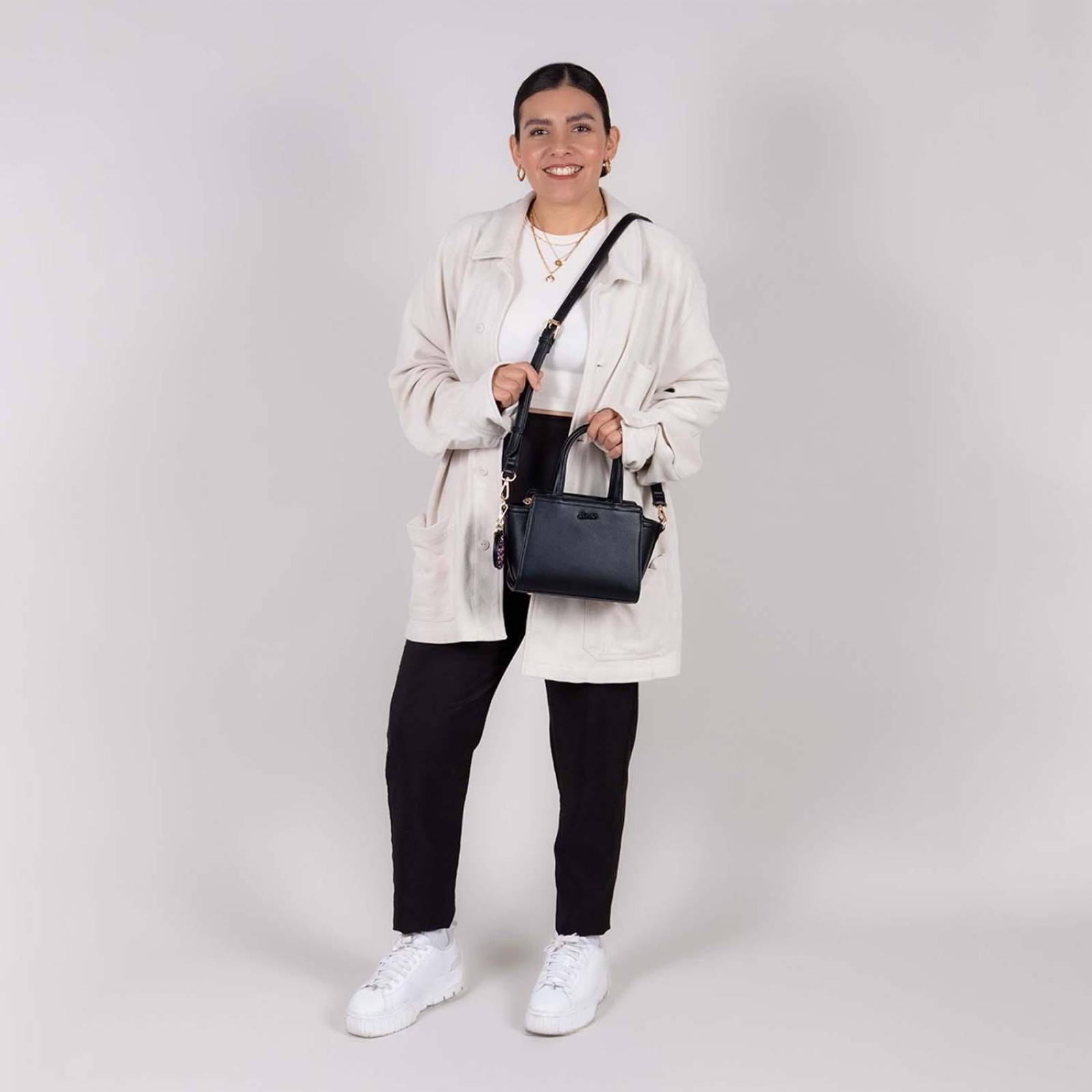 Bolso de dama Satchel chico Barbie by GORETT Negro MAYLE 