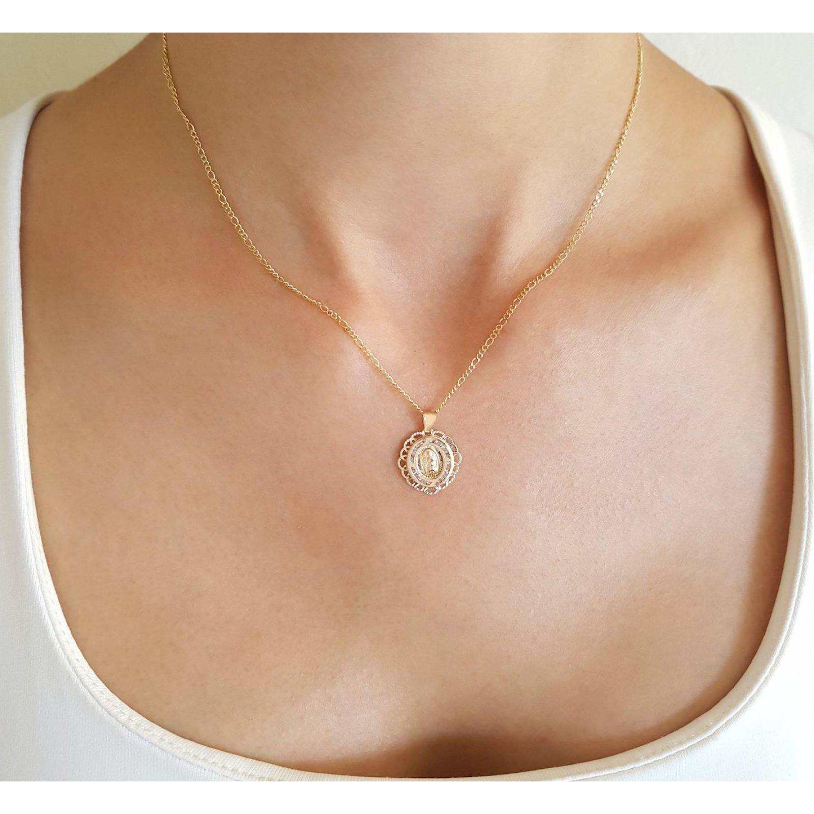 Cadena Con Dije De La Virgen De Guadalupe En Oro Sólido 10k