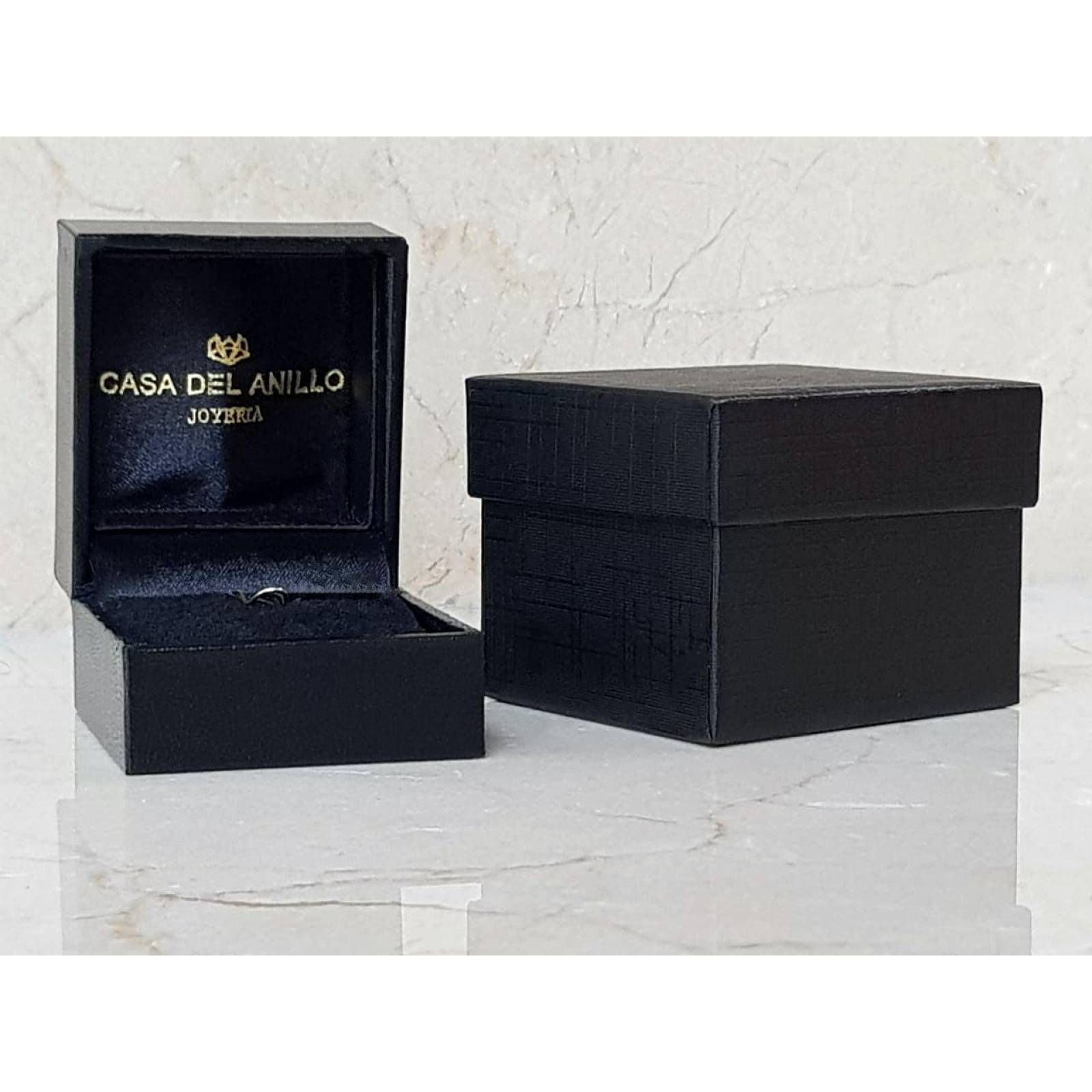 Arracadas Chicas Lisas Con Broche 1.3 cm Oro Sólido 14k 