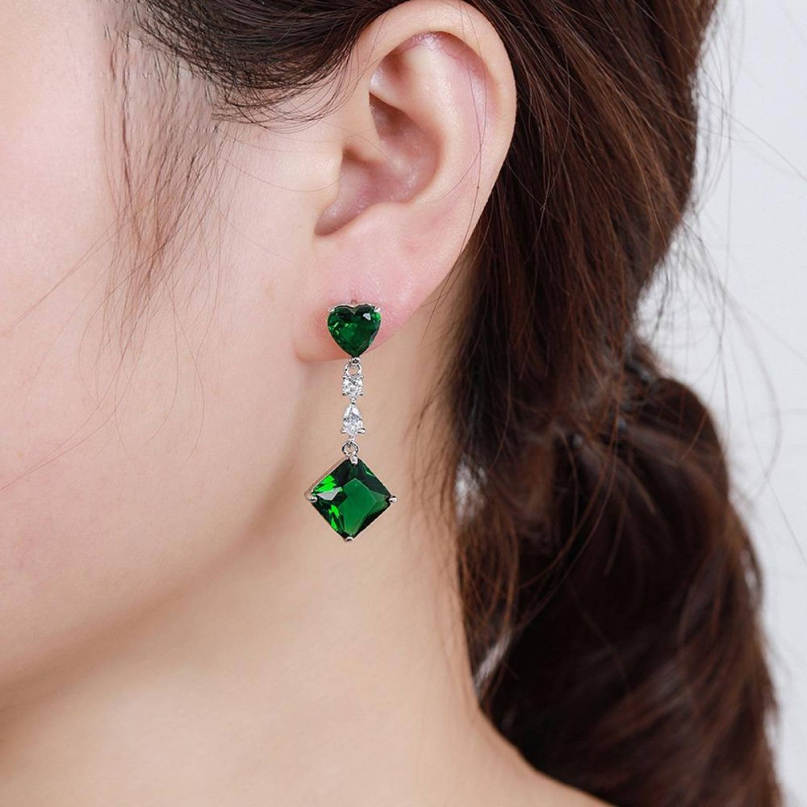 CRISTAL AMOR - Aretes Largos Corazon Cristal Dama Oro 14k Laminado Verde