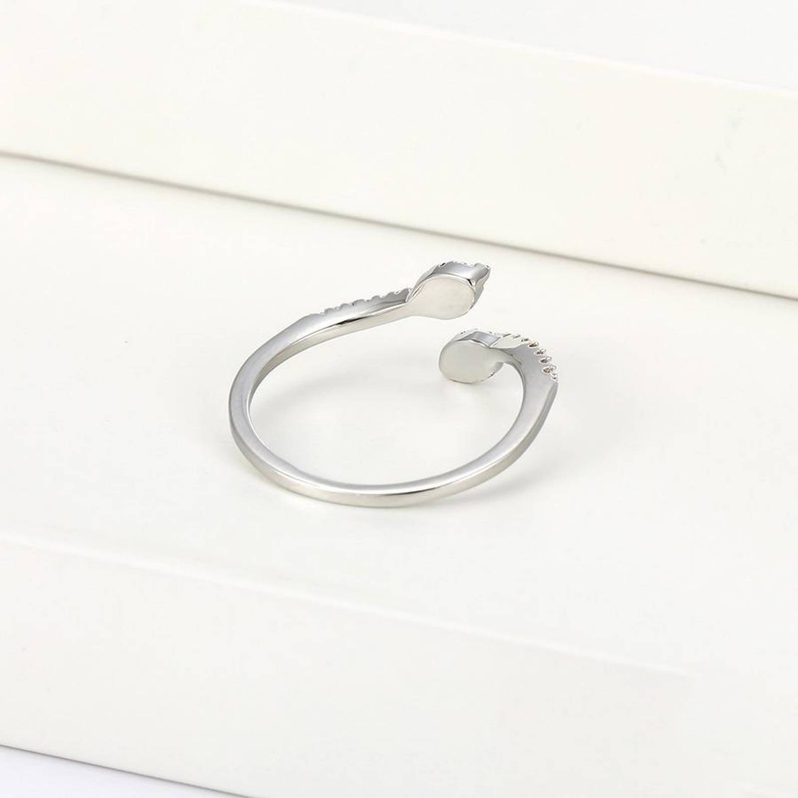 CRISTAL AMOR - Anillo Serpiente Esmeraldas Y Cristales Oro 14k Laminado Ajustable Blanco