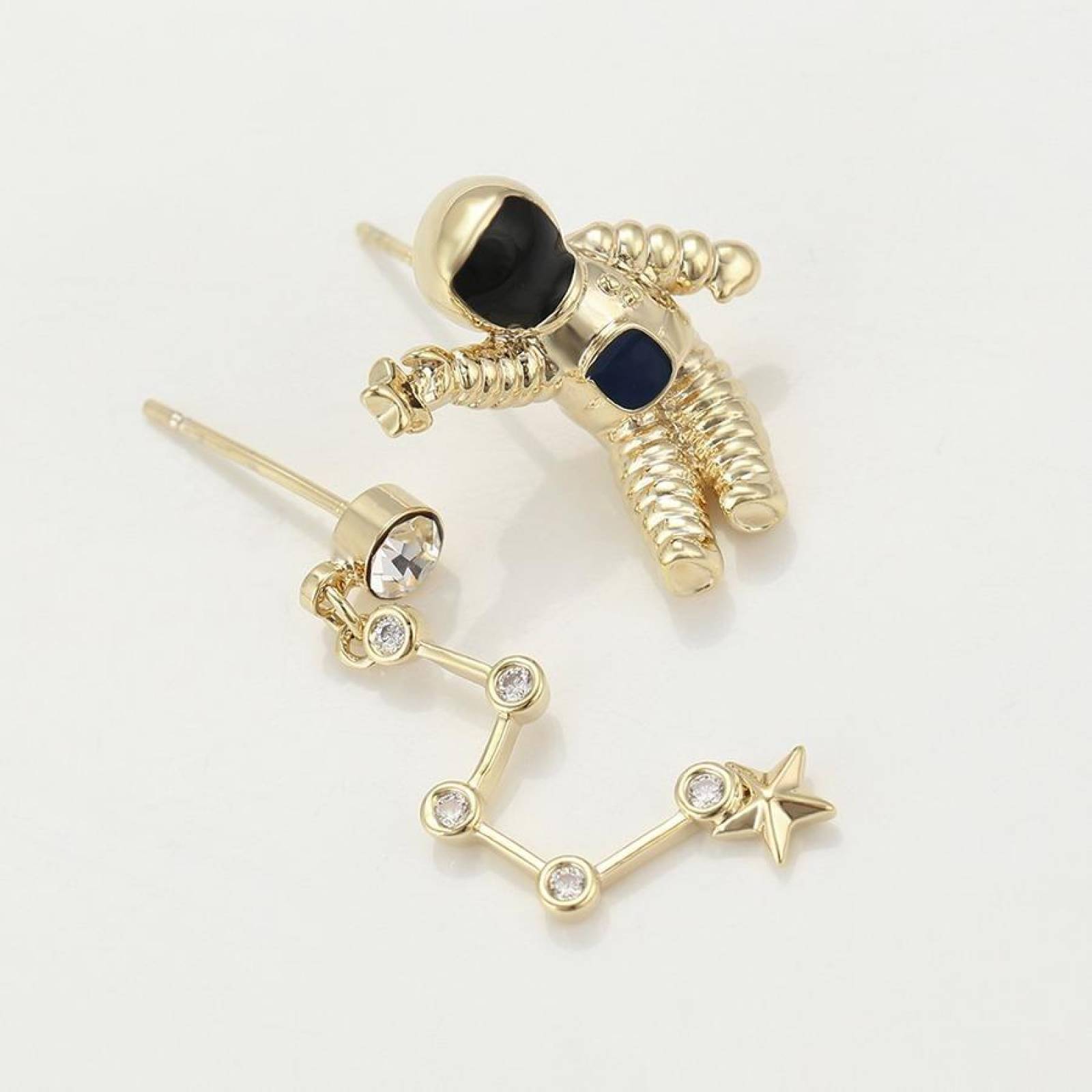 CRISTAL AMOR - Aretes Astronauta Estrellas Cristal Oro 14k Laminado 