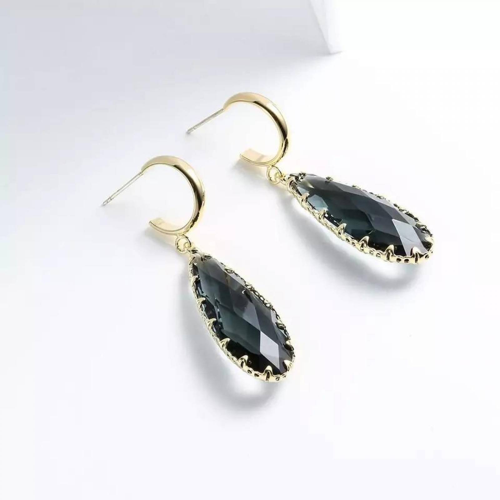 CRISTAL AMOR - Aretes Largos Gota Cristal Azul Humo Oro Laminado 14k Dorado