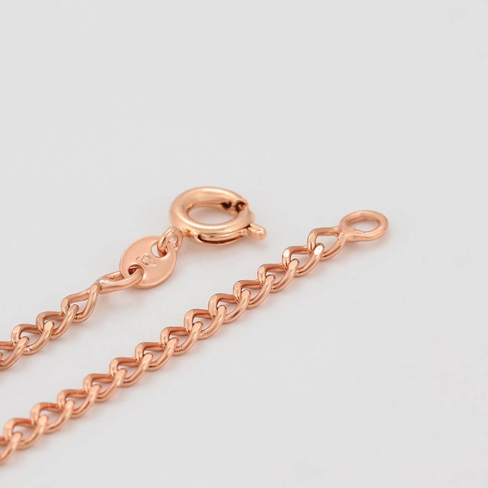 CRISTAL AMOR - Cadena Tejido Ingles Dama 45 Cm 2.5 Mm Oro 14k Laminado