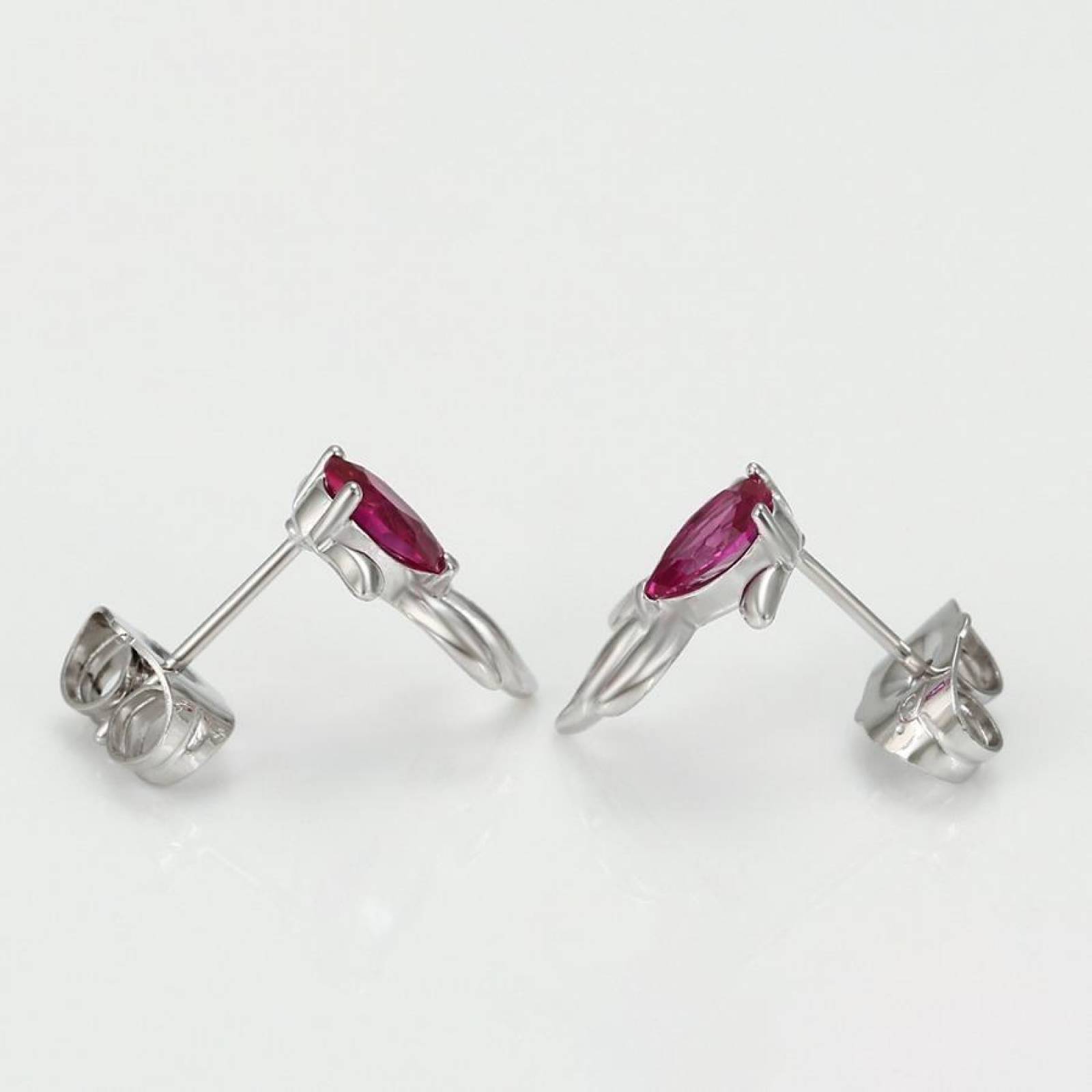 CRISTAL AMOR - Aretes Broquel Pez Zafiro Y Rubí Oro 14k Laminado Fiusha