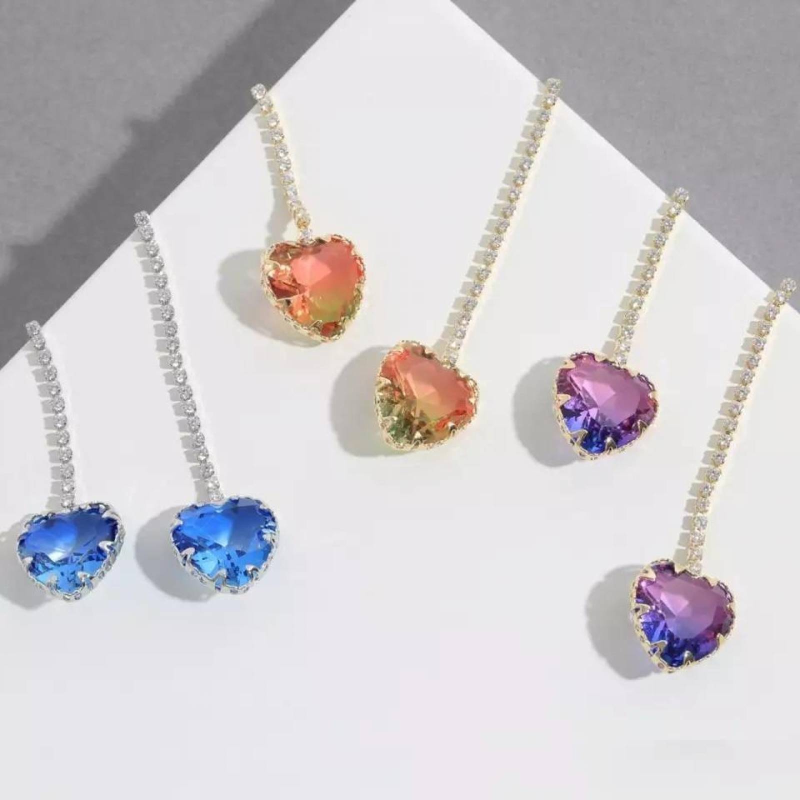 CRISTAL AMOR - Aretes Cristal Dispar Largos Corazón Oro Laminado 14k Azul