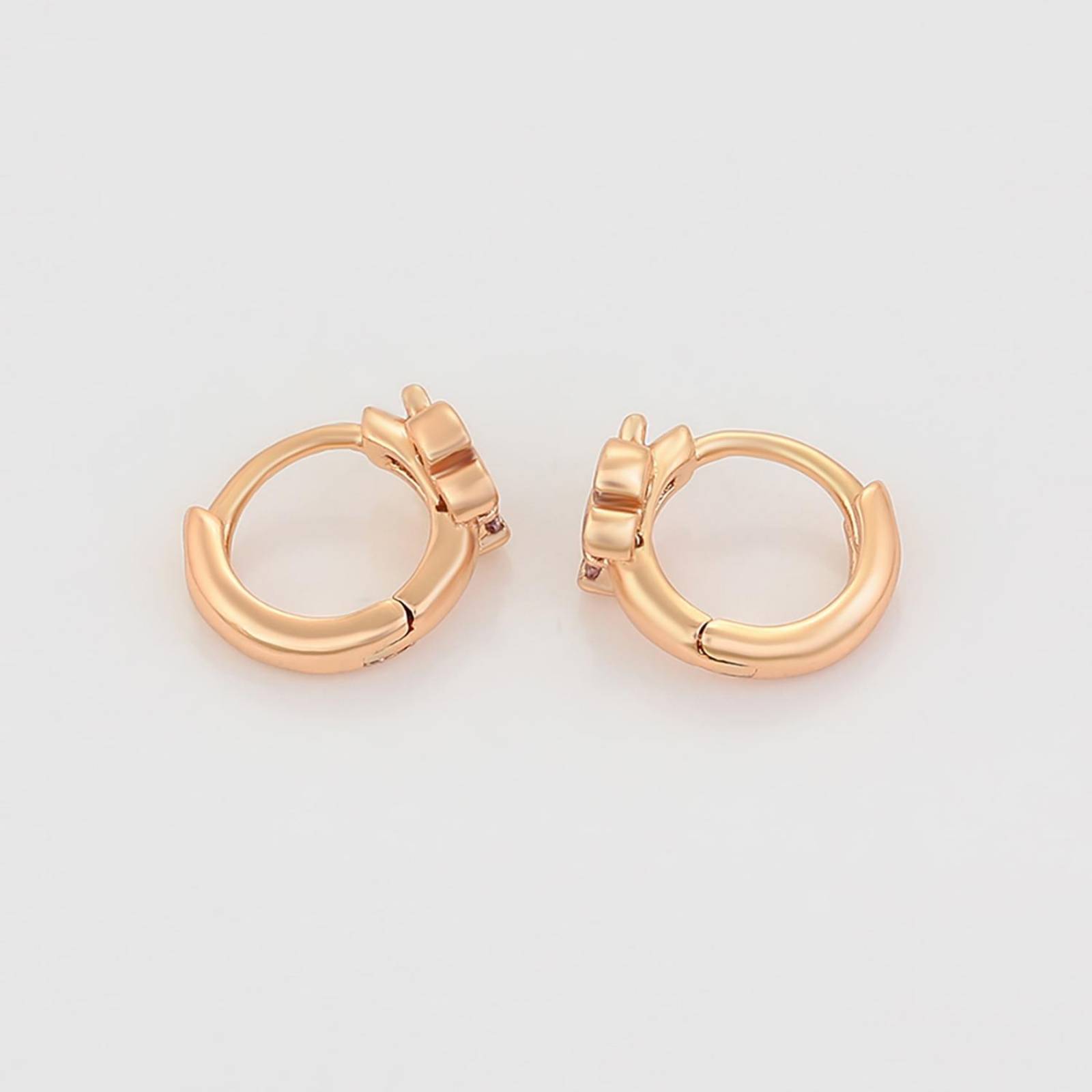 CRISTAL AMOR - Finas Arracadas Huggies Para Niña Mariposa Oro 14k Laminado 