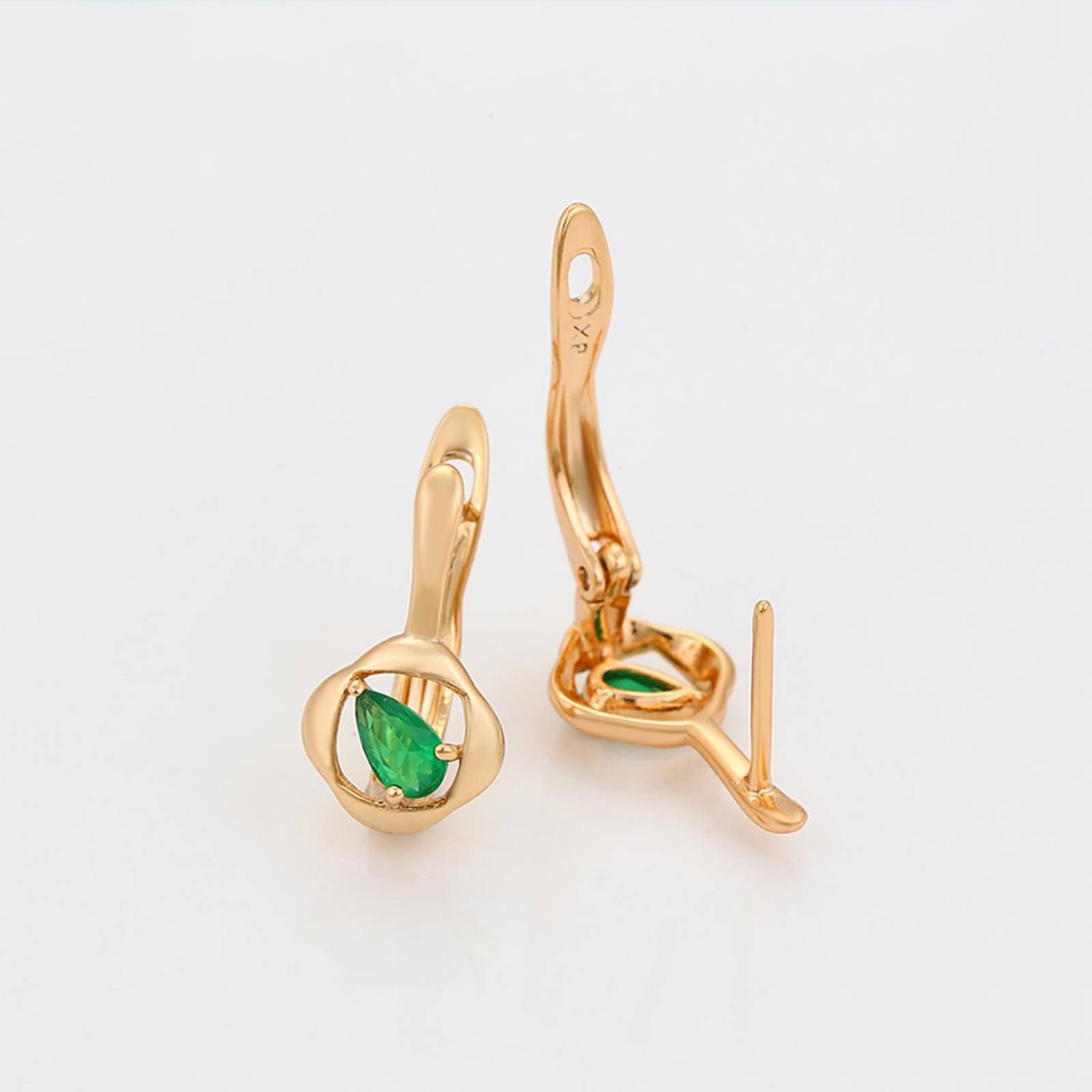 CRISTAL AMOR - Aretes Dama Rombo Gota Esmeralda Oro 18K Laminado Dorado