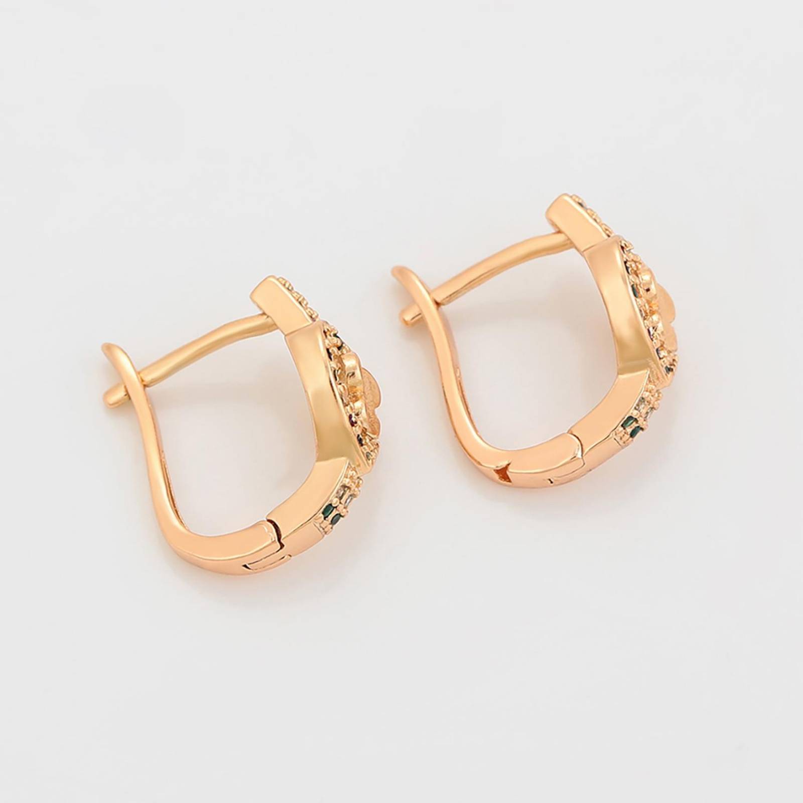 CRISTAL AMOR - Aretes Corazón Mariposa Halo Cristales Colores Oro 18K Laminado Dorado